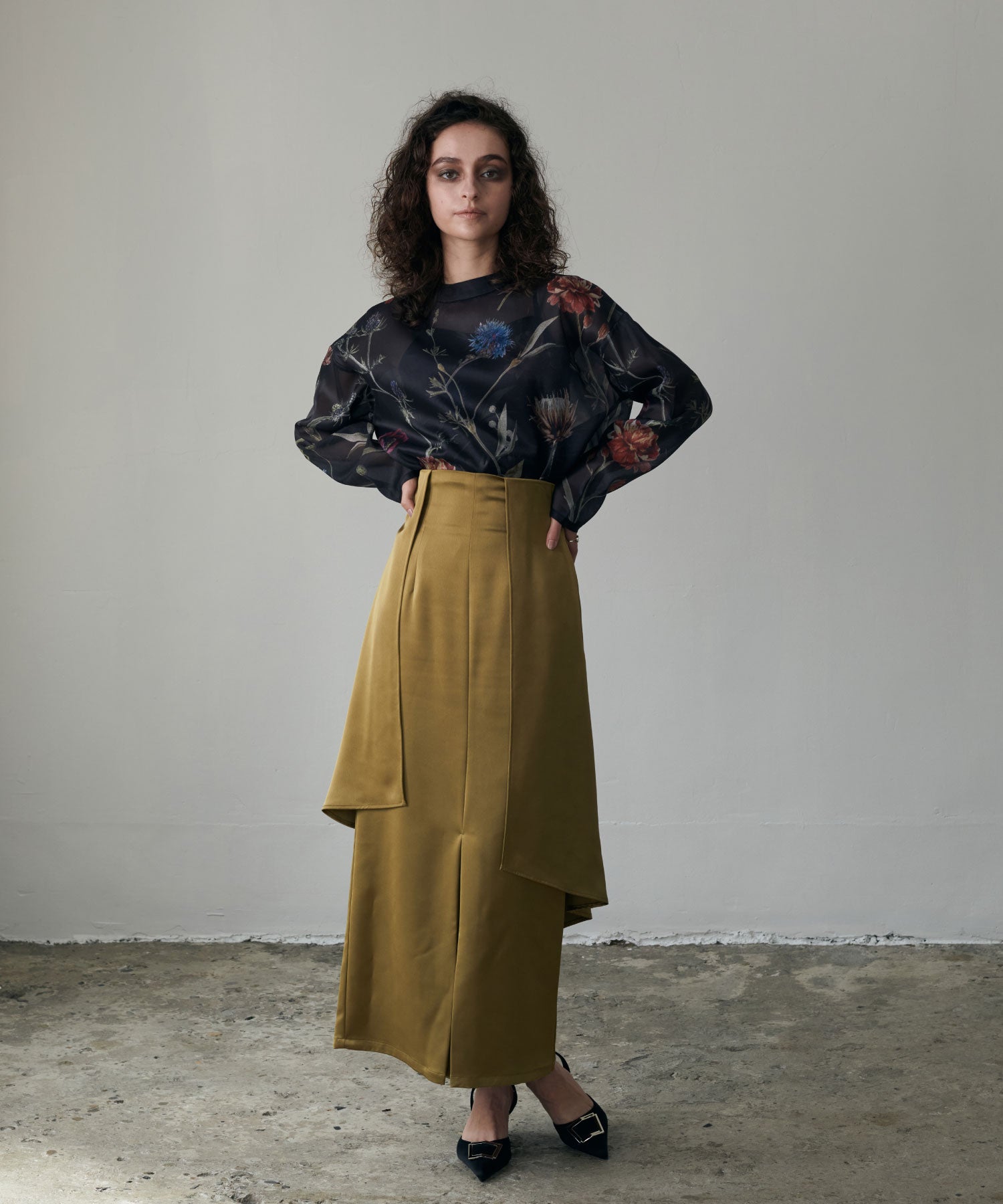 サテンドレープセットアップ