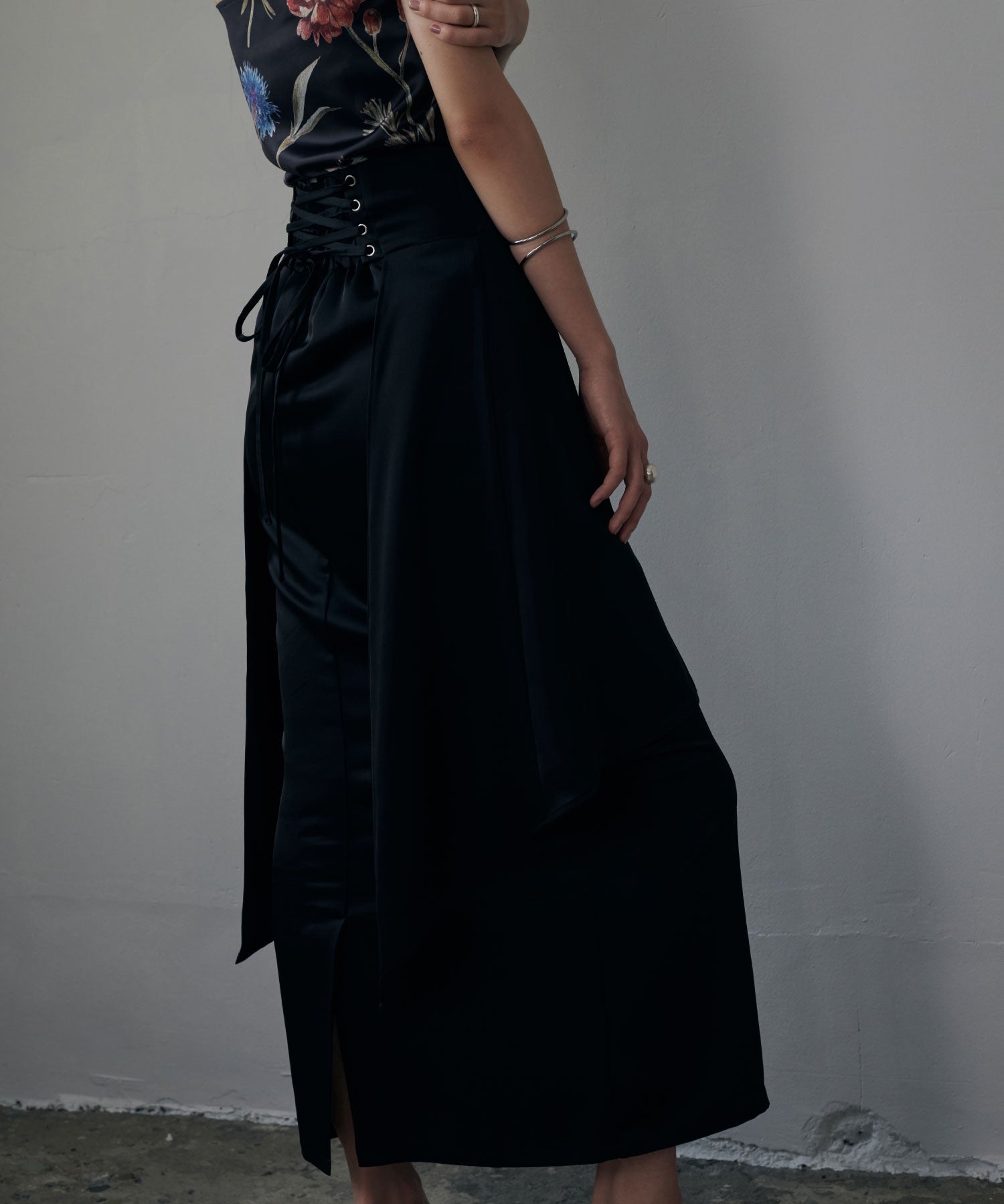 サテンドレープセットアップ