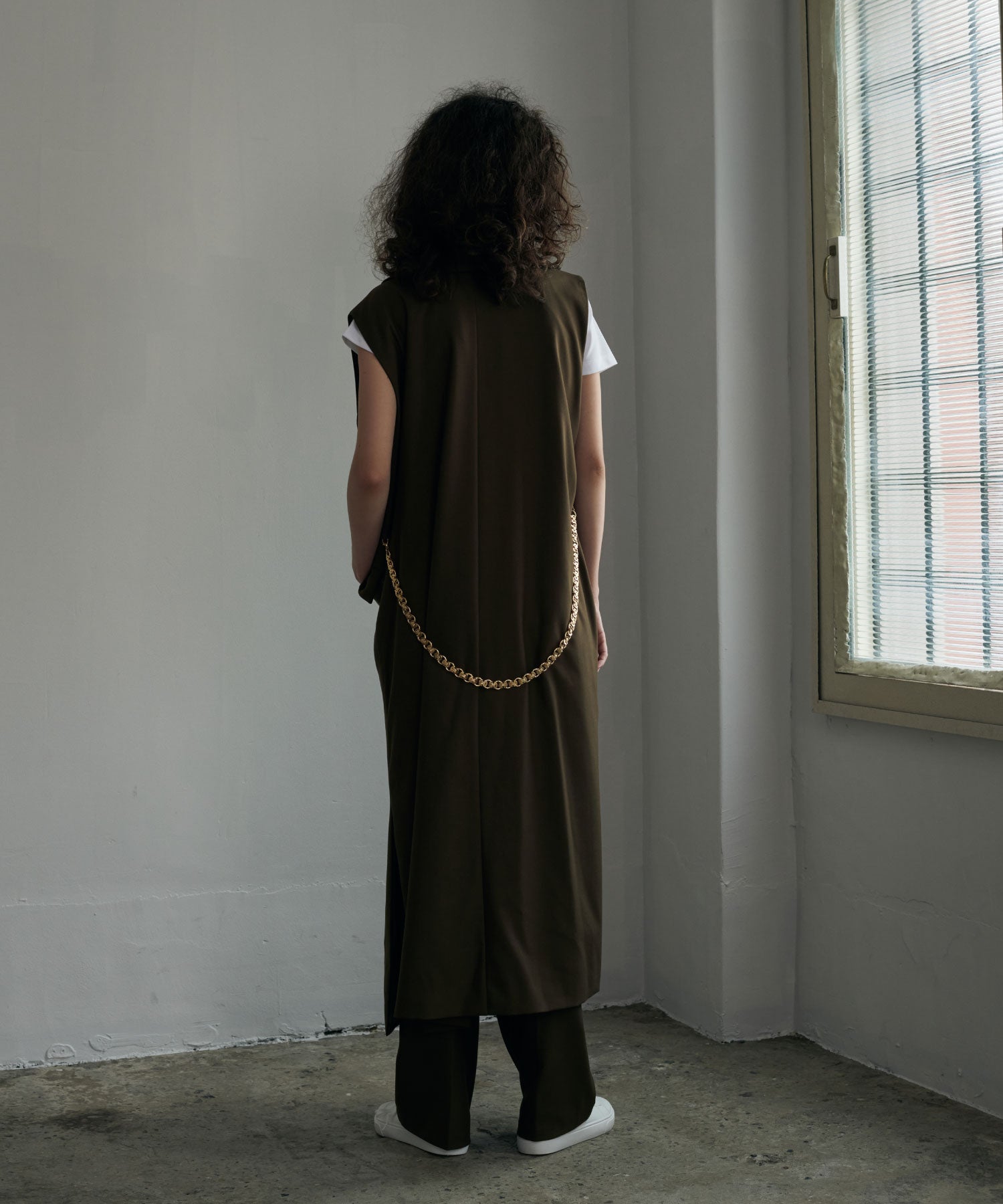 アシンメトリー ロングベスト(チェーンディテール)/Tweed Switching Vest