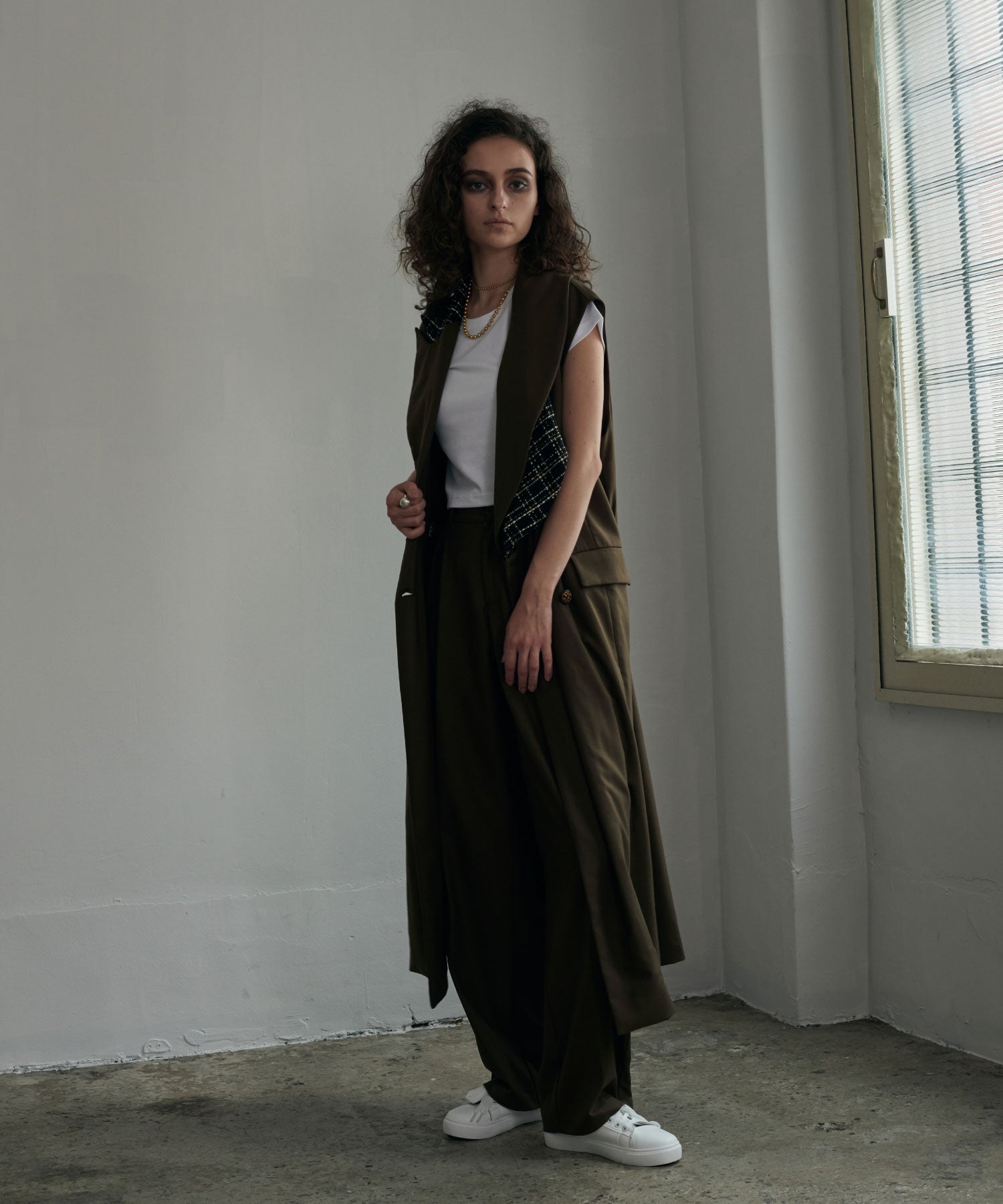 アシンメトリー ロングベスト(チェーンディテール)/Tweed Switching Vest