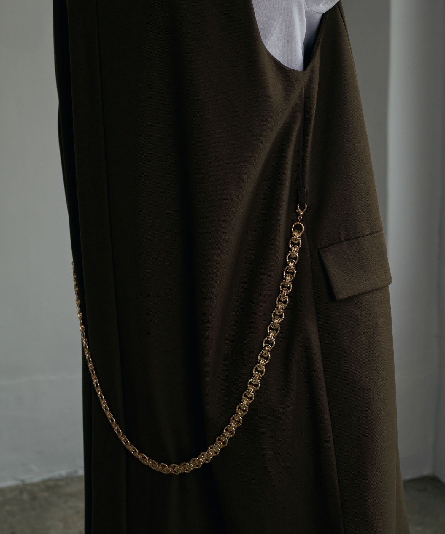 アシンメトリー ロングベスト(チェーンディテール)/Tweed Switching Vest