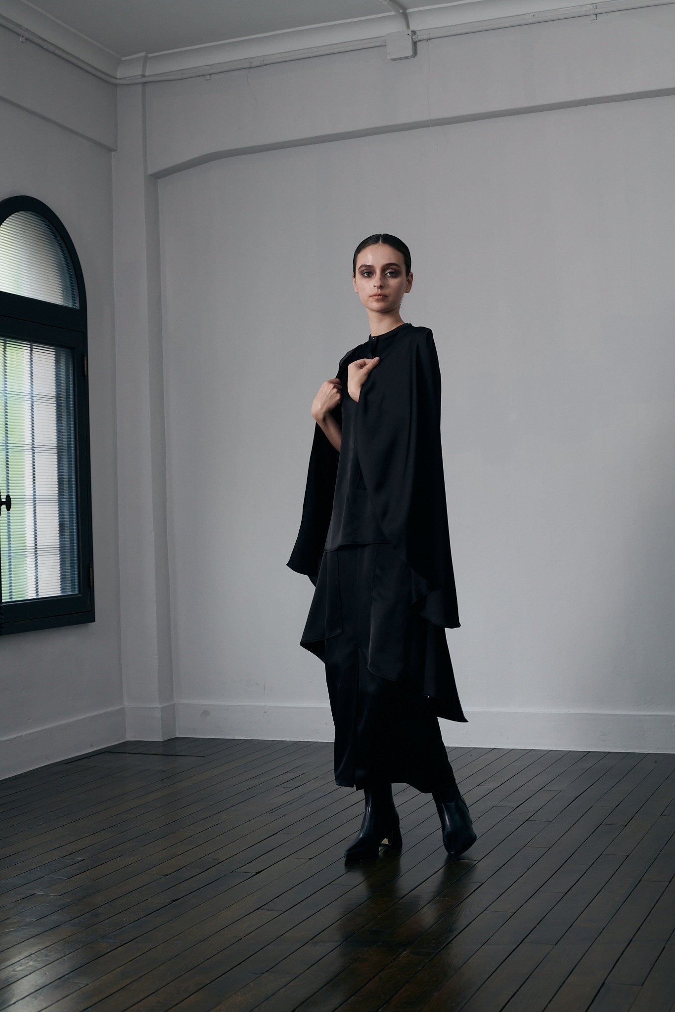 サテンドレープセットアップ