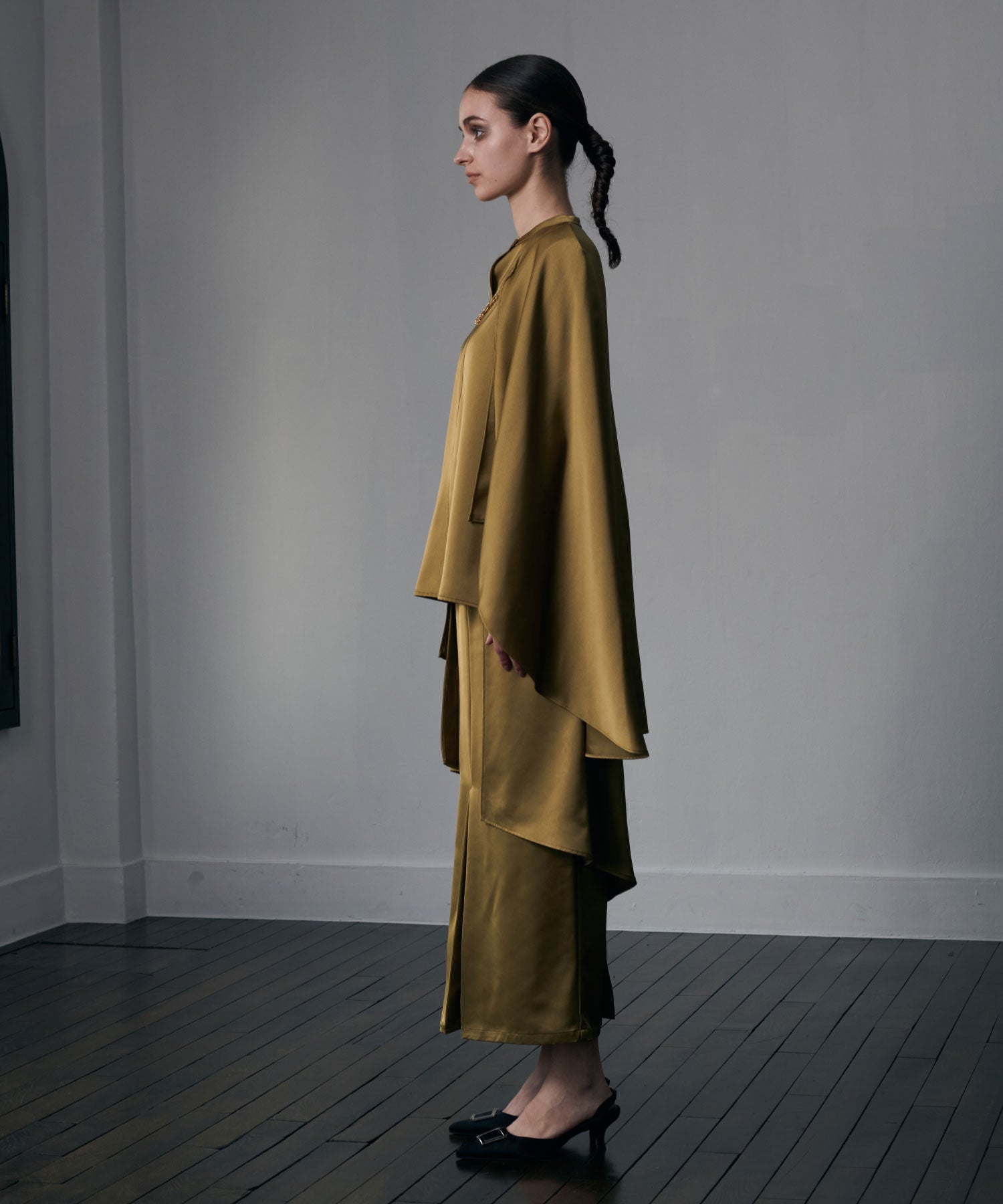 サテンドレープセットアップ