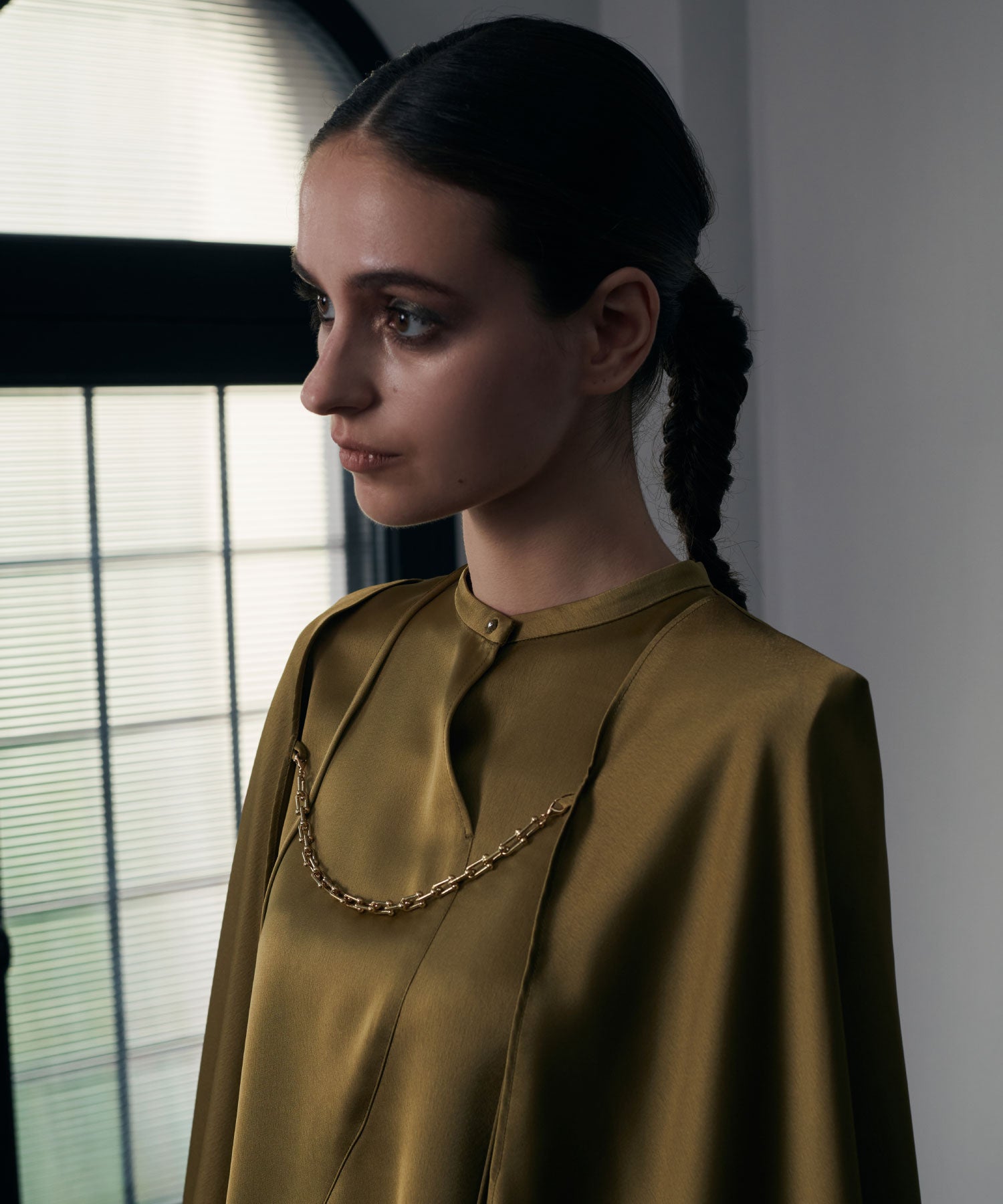 サテンドレープセットアップ