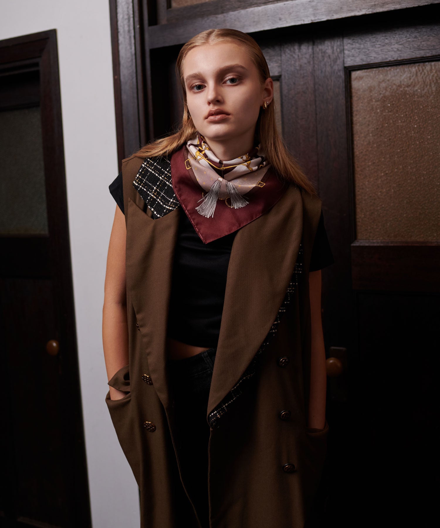 アシンメトリー ロングベスト(チェーンディテール)/Tweed Switching Vest