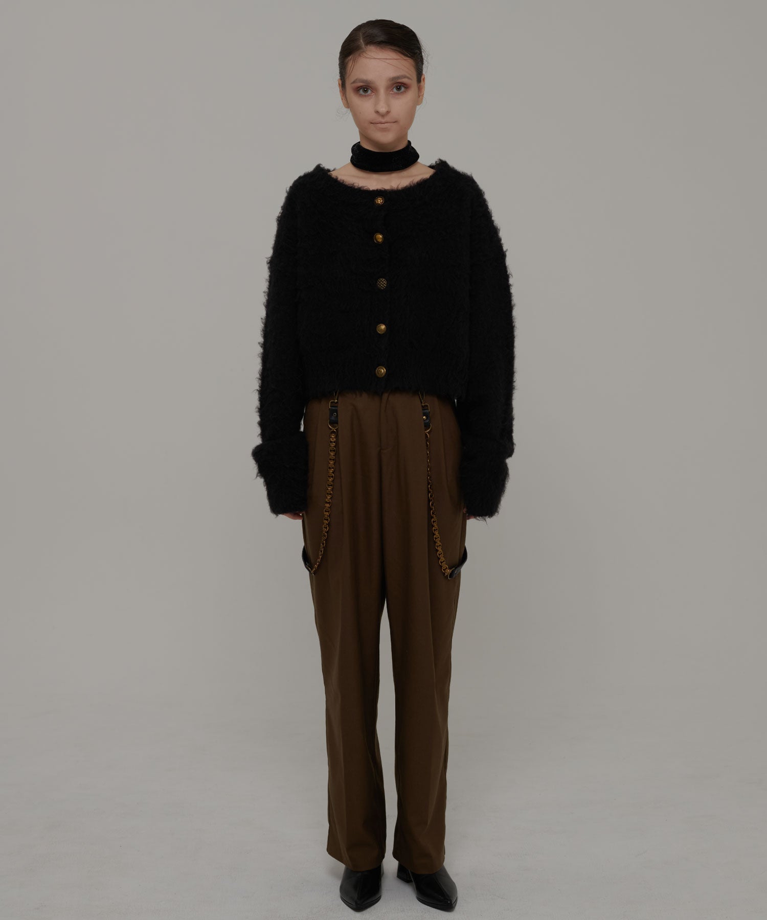 ランダムボタンショートカーディガン