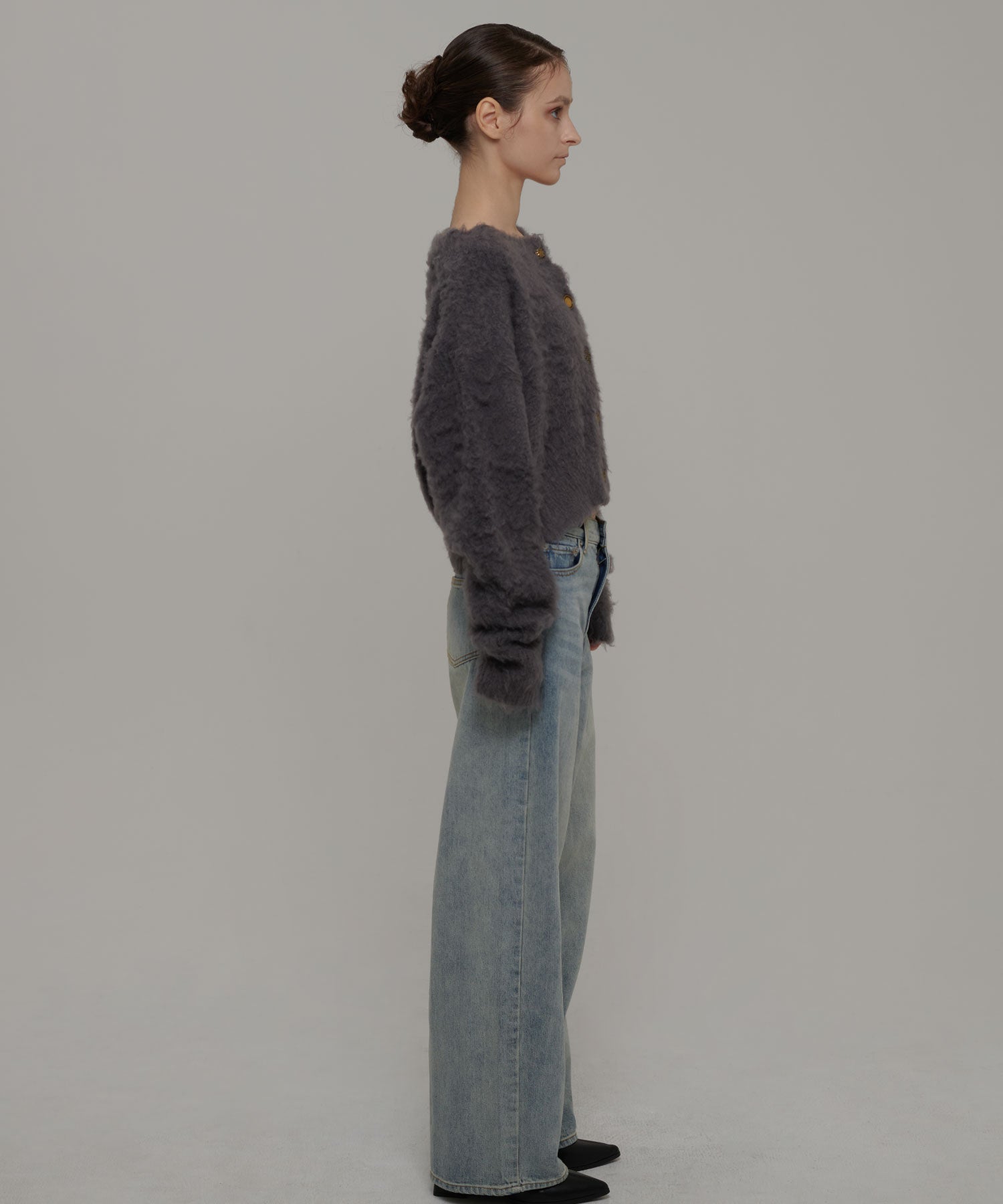 ランダムボタンショートカーディガン