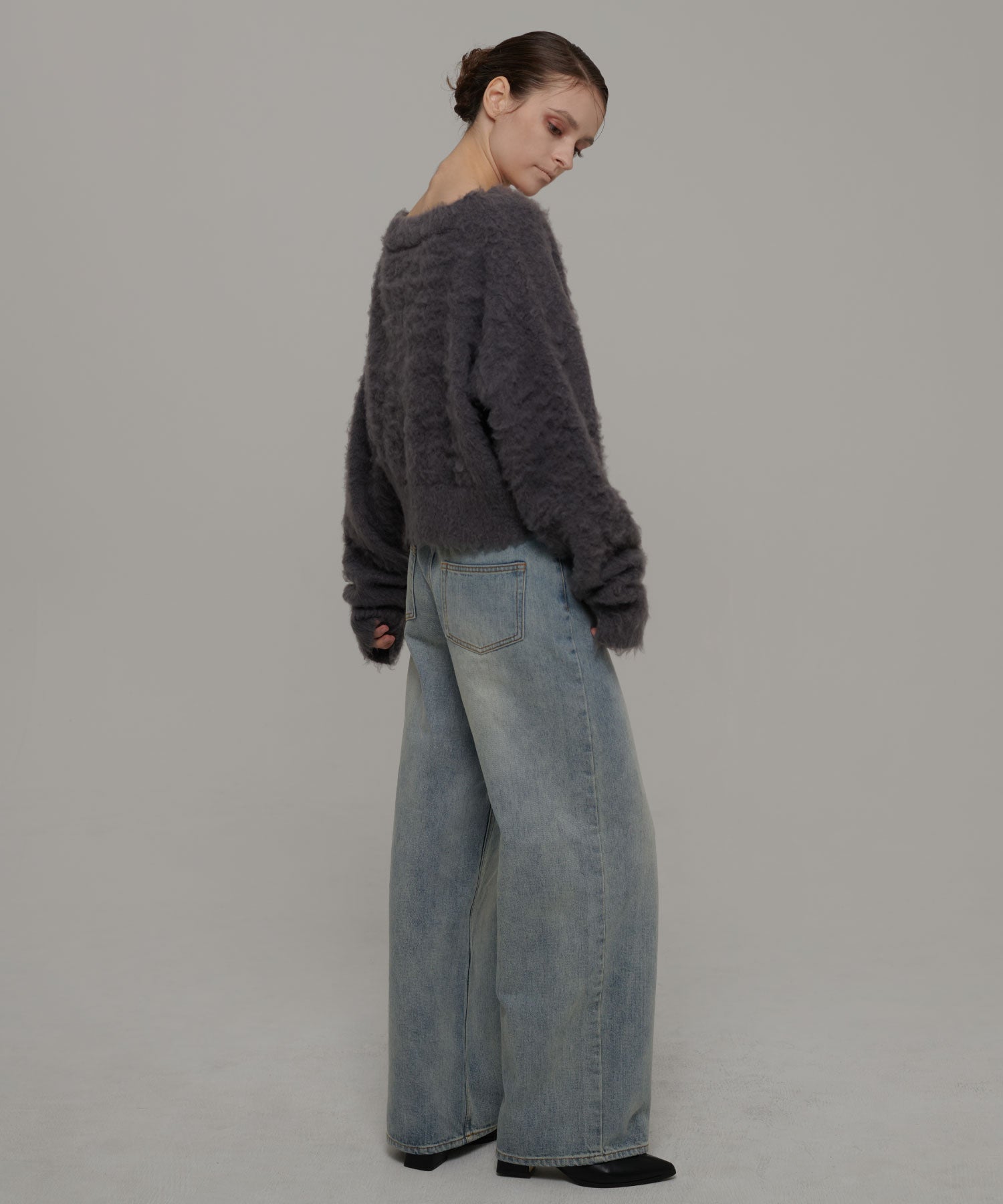 ランダムボタンショートカーディガン