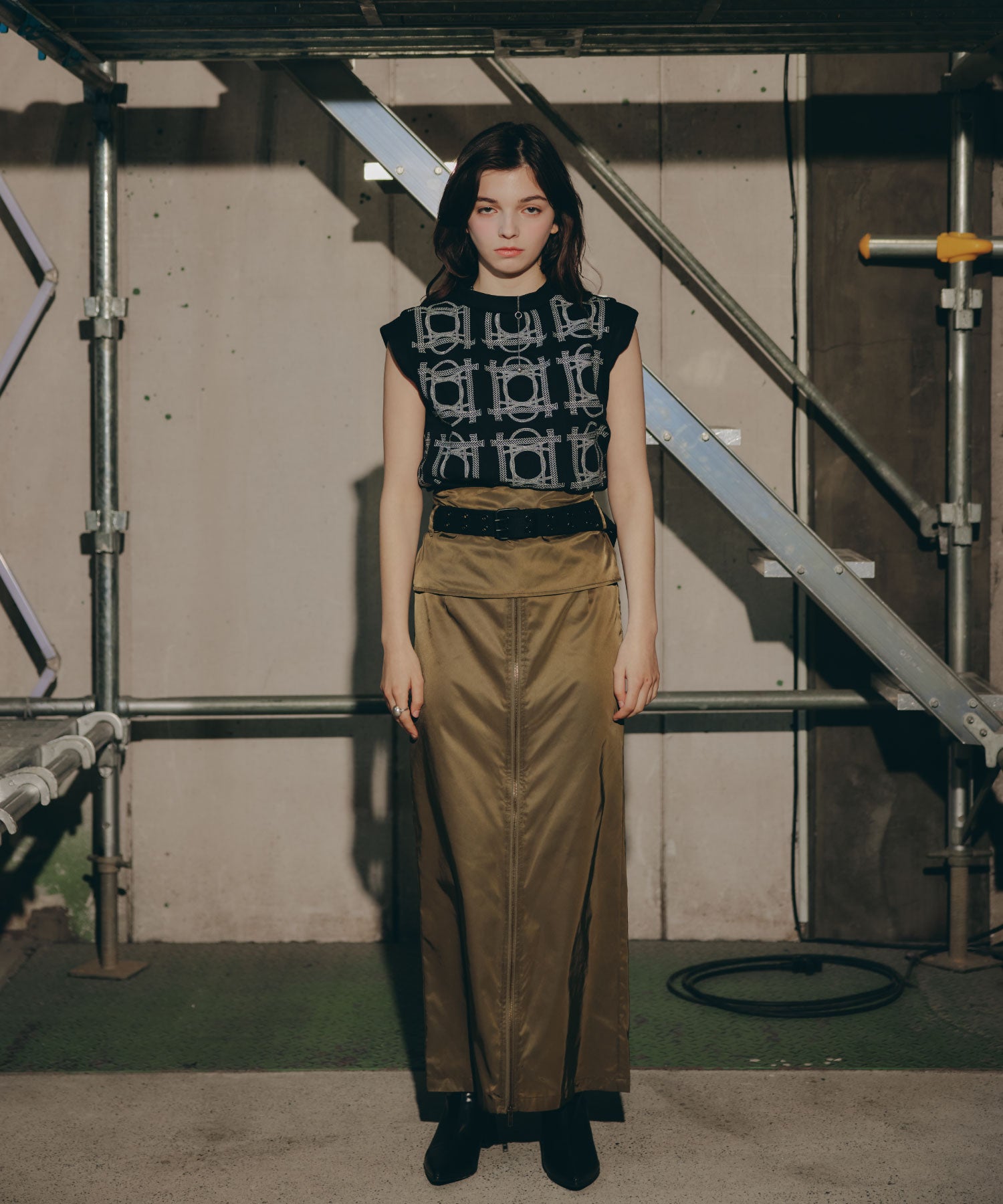 Pleat Shift Skirt/プリーツシフトスカート