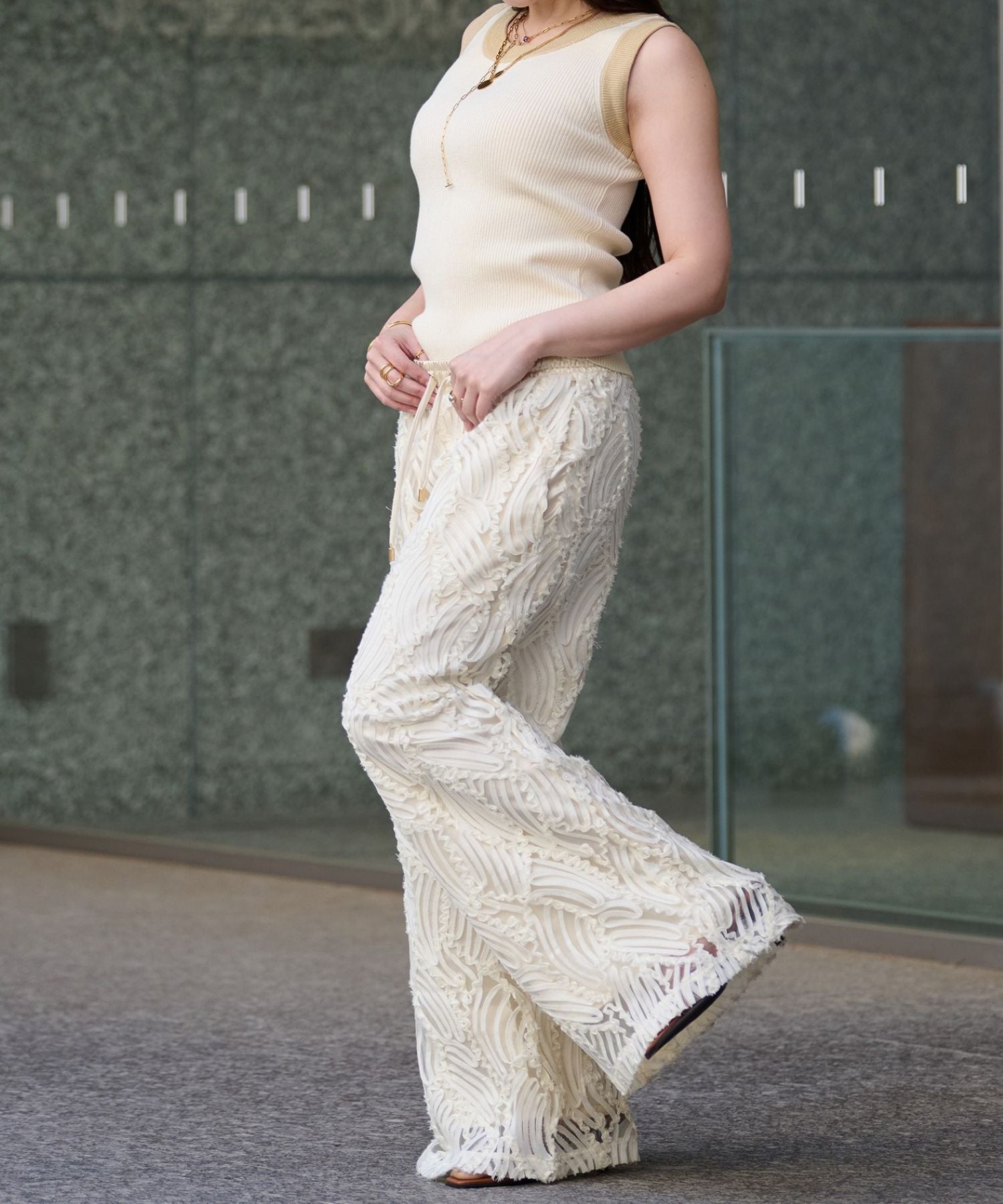 アームバイカラータンク(配色ディテールで大人映え)/Arm Bicolor Knit Tank