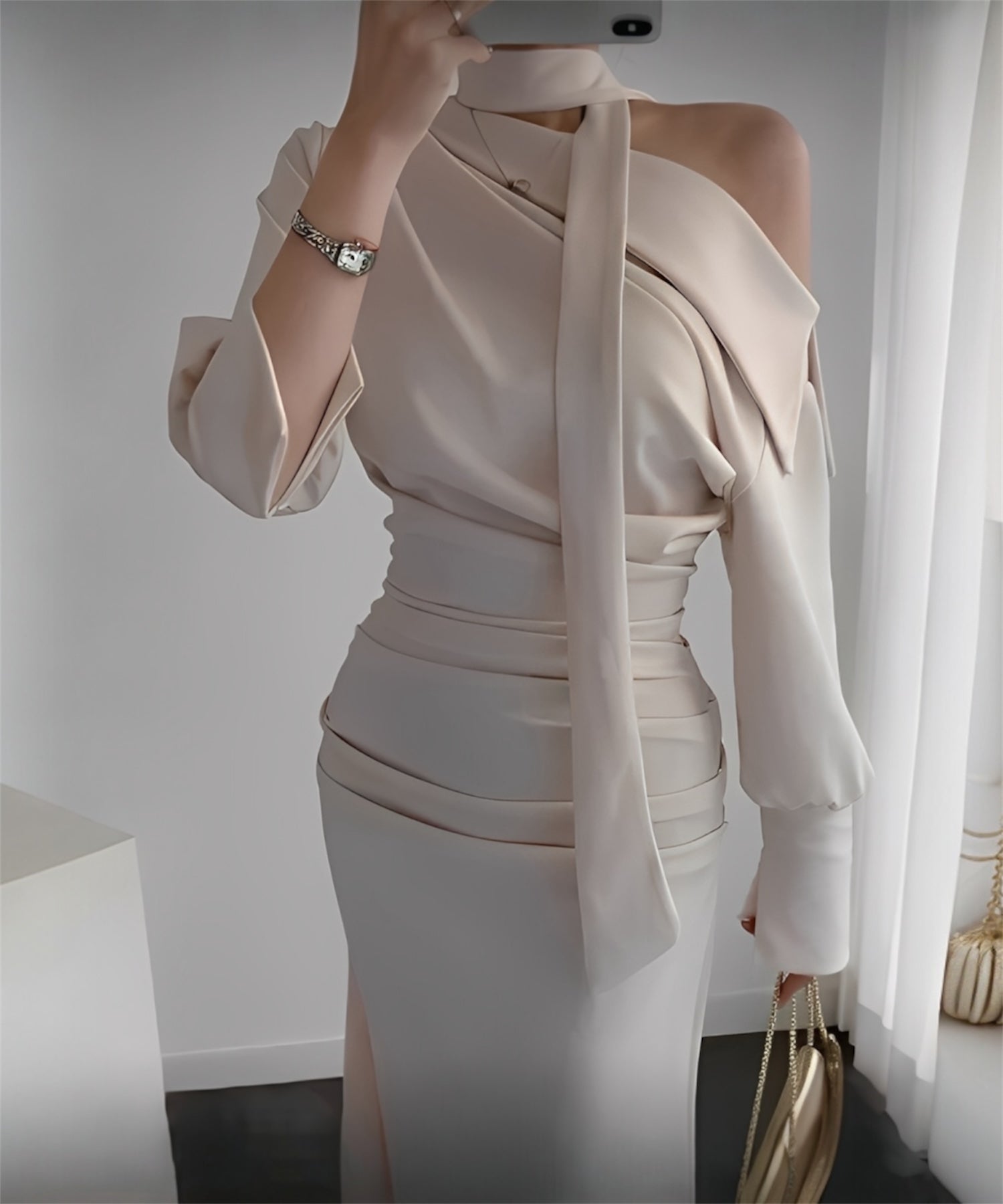 スカーフドレープワンピース/ Scarf Drape Dress – Graceful Off-Shoulder Silhouette