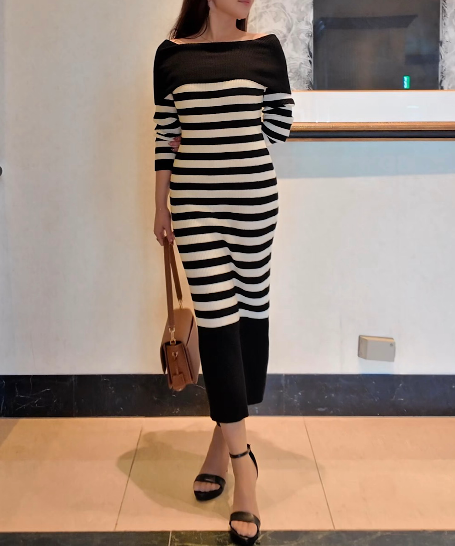 ボーダーオフショルダー ニットワンピース