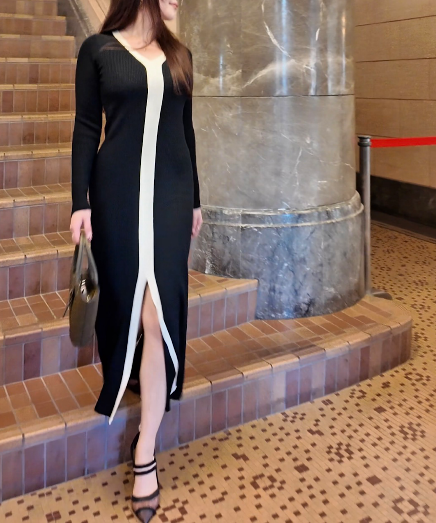 【大好評♪【ご予約商品】】コントラストライン ロングニットワンピース