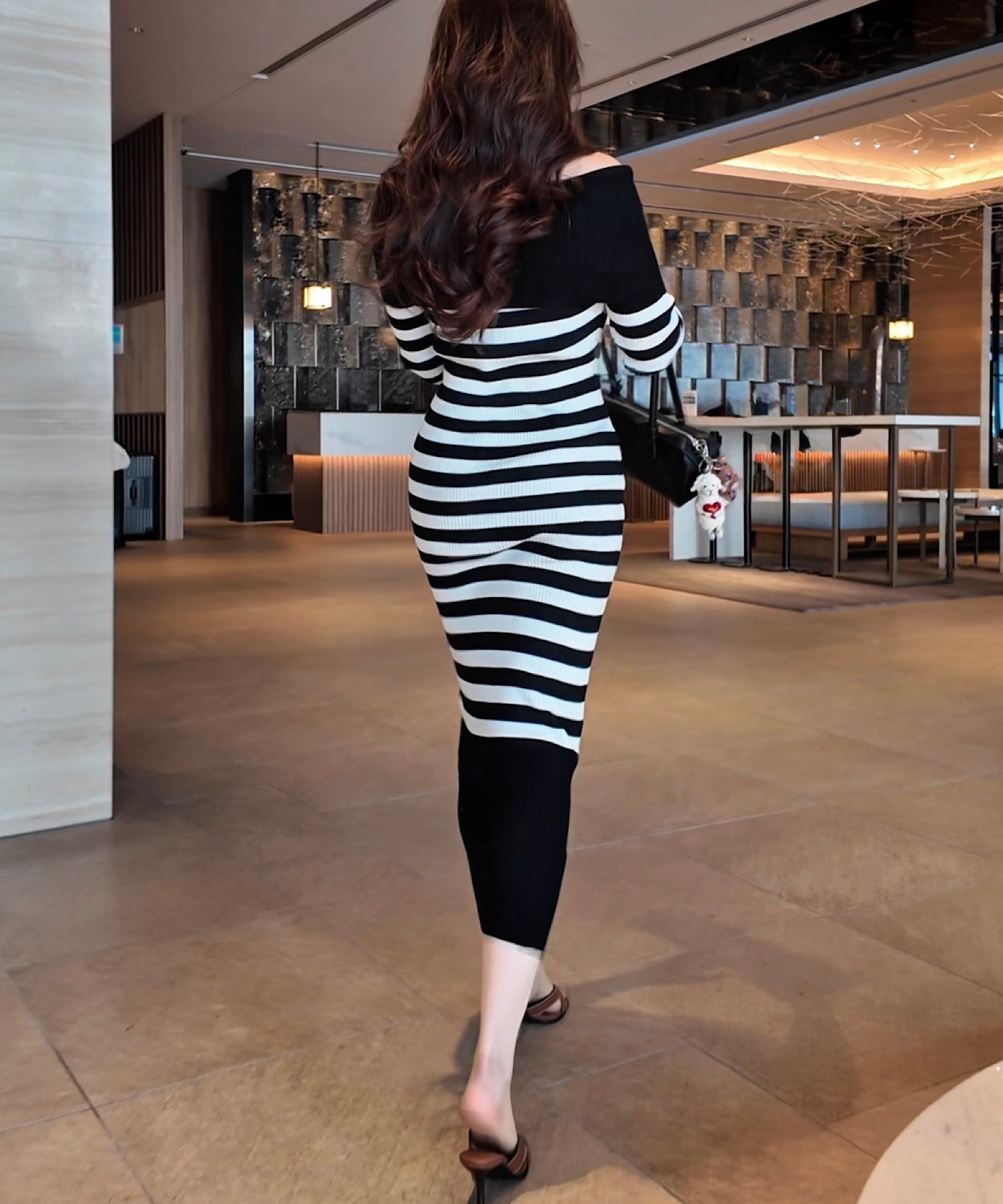 ボーダーオフショルダー ニットワンピース