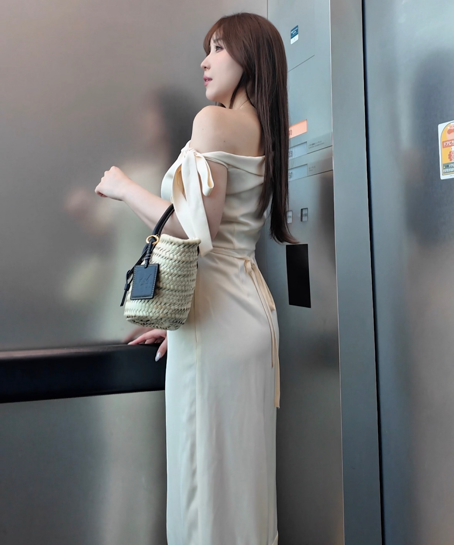 アシンメトリーデザインドレス