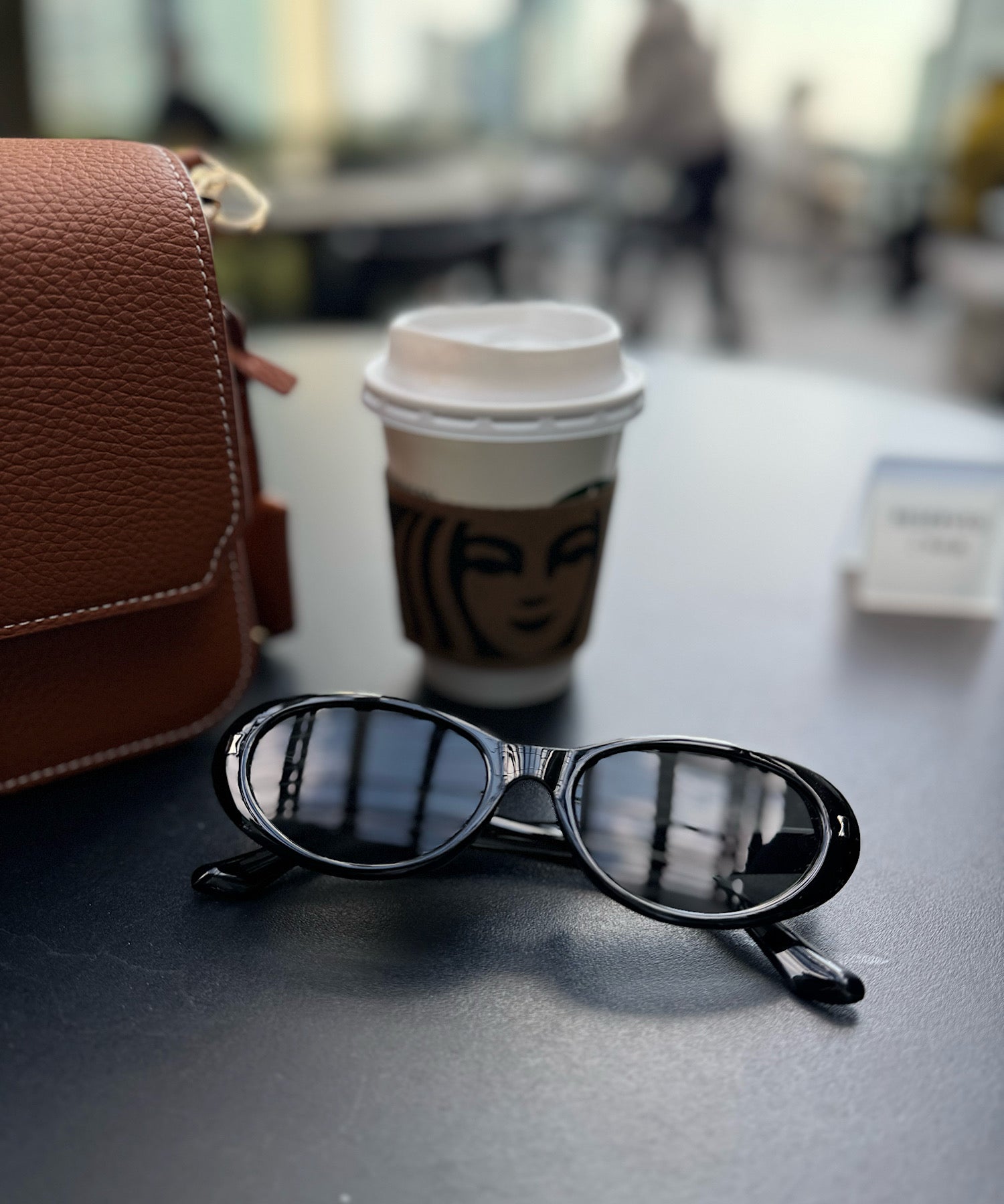 モードオーバル サングラス(UV400)