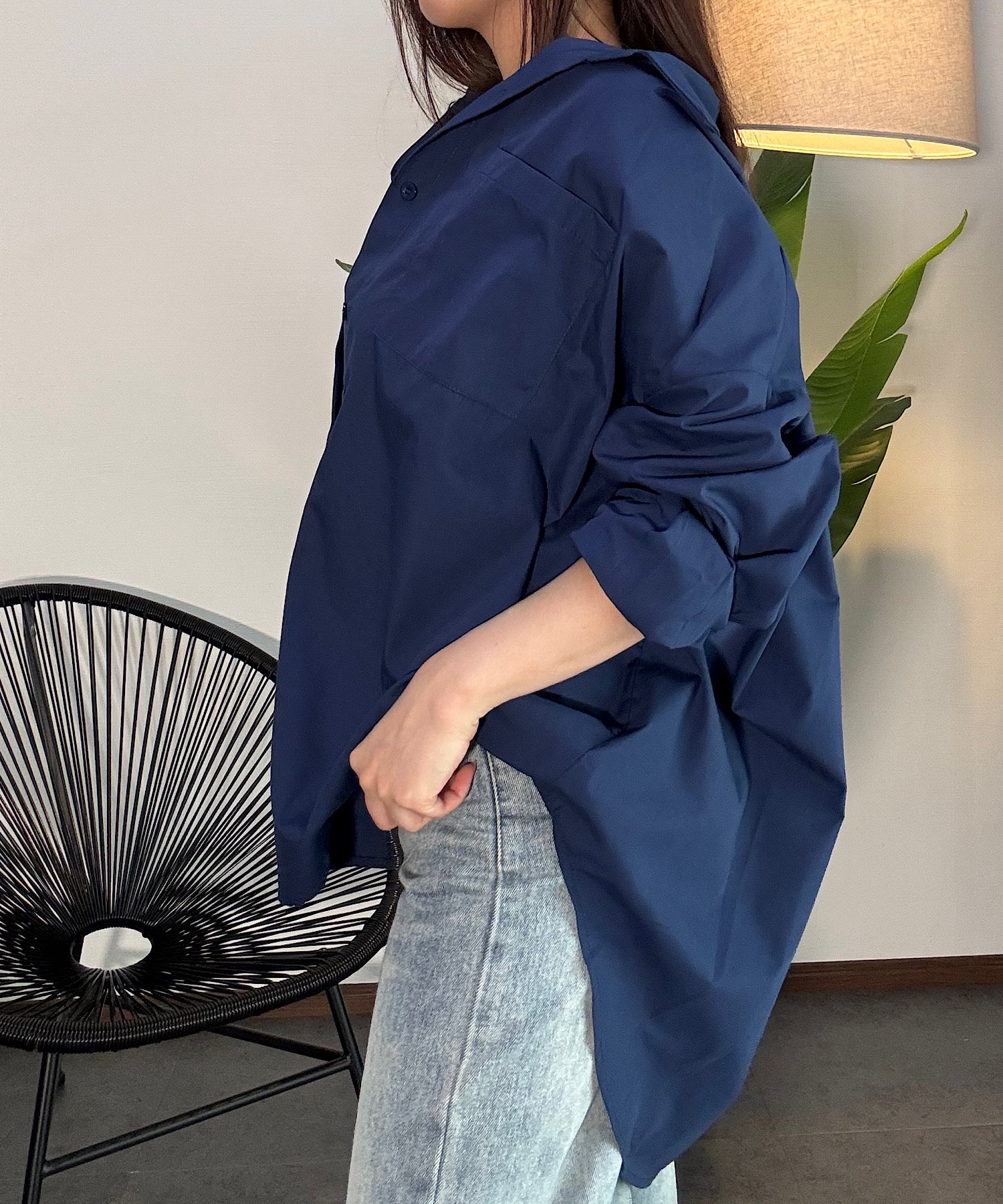 オーバーフィットシャツ