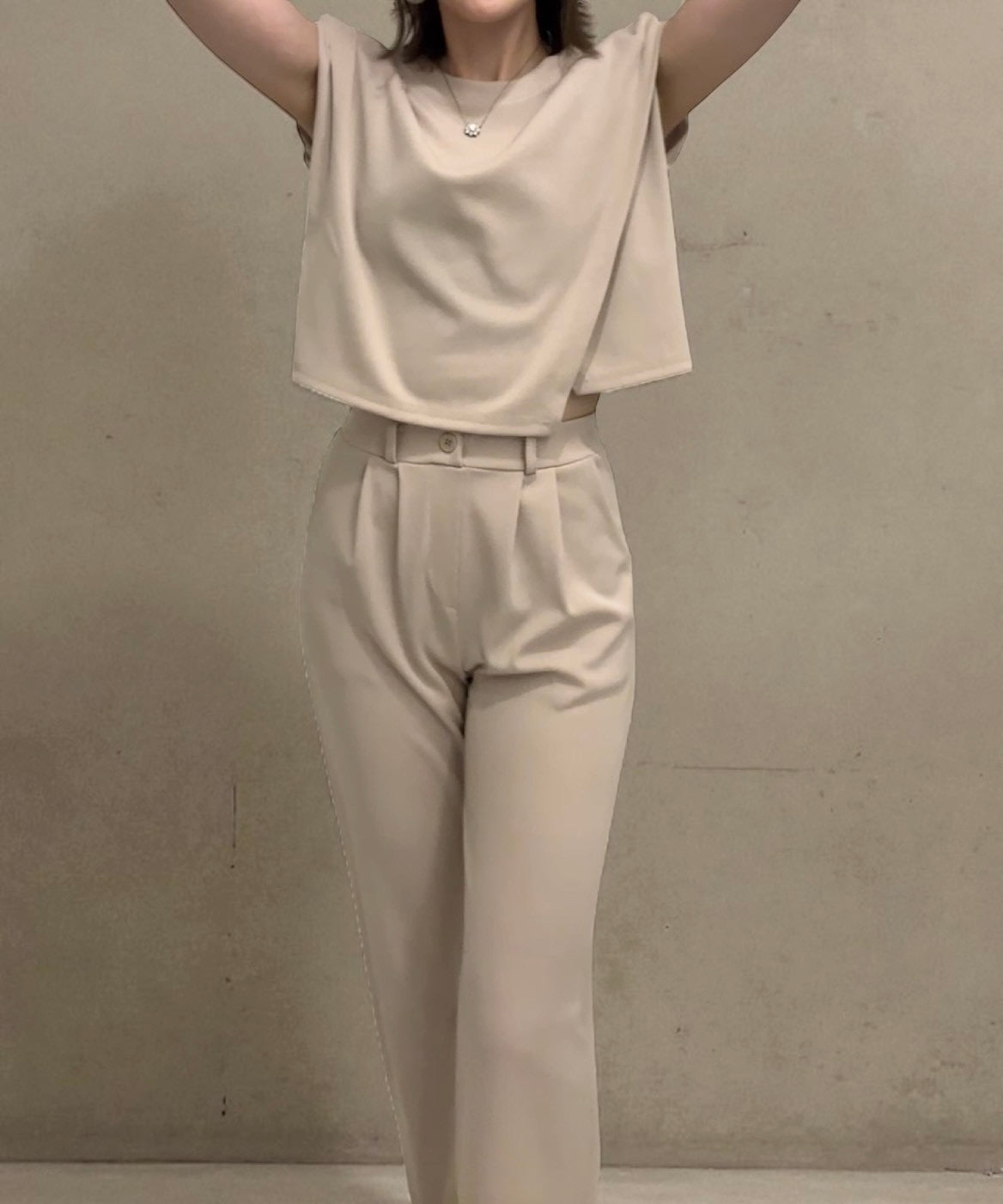 ニュアンスカットセットアップ(ノースリトップス×ワイドパンツセット)