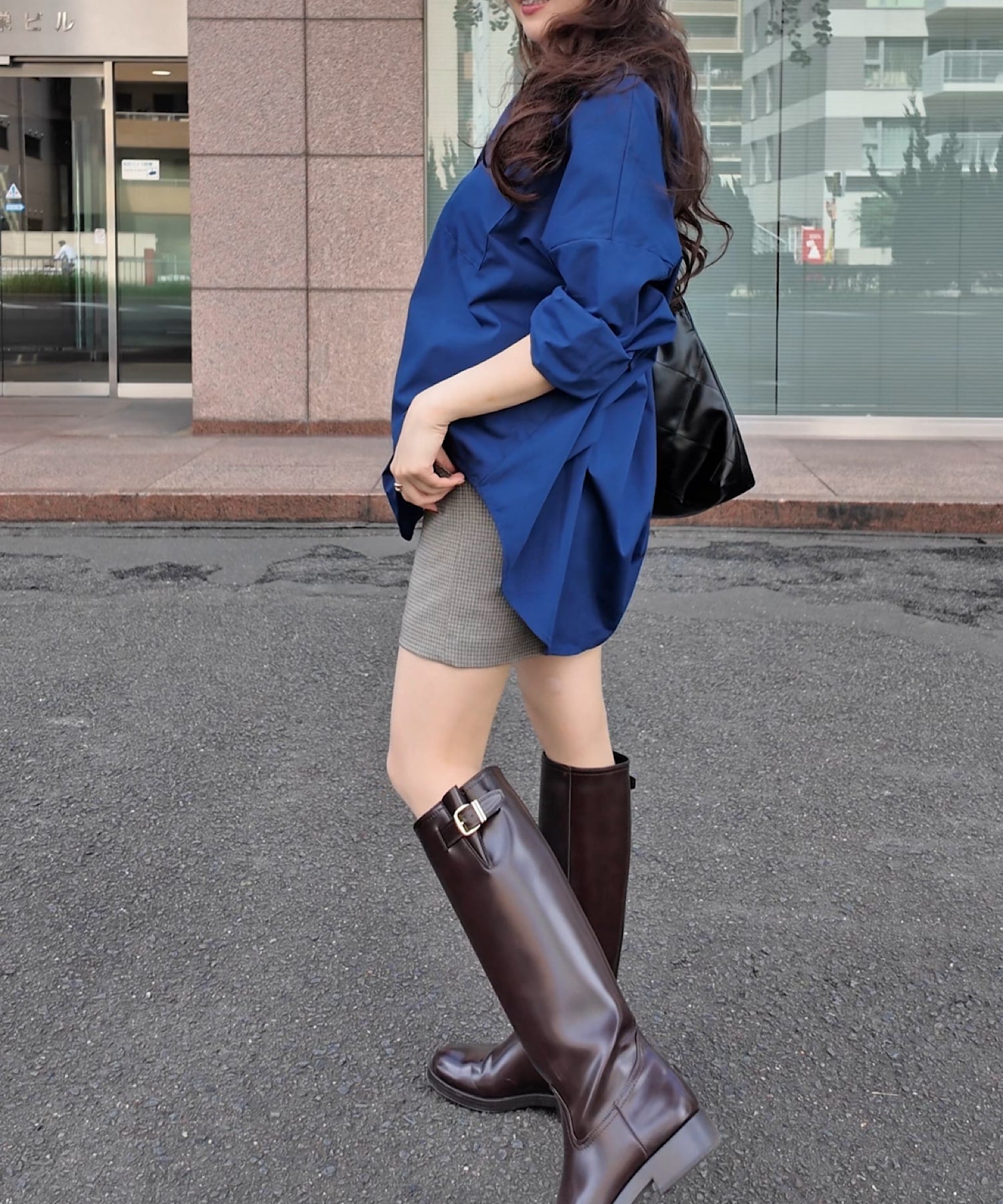 オーバーフィットシャツ