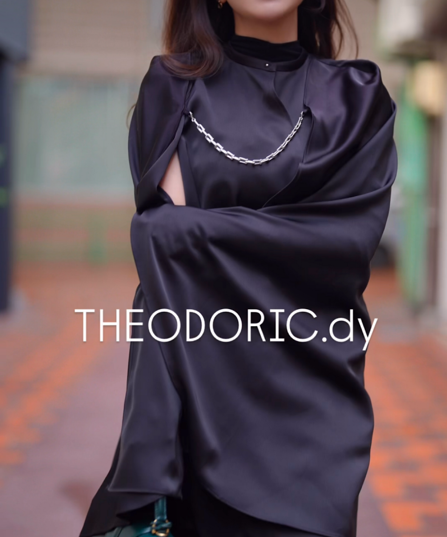 サテンドレープセットアップ