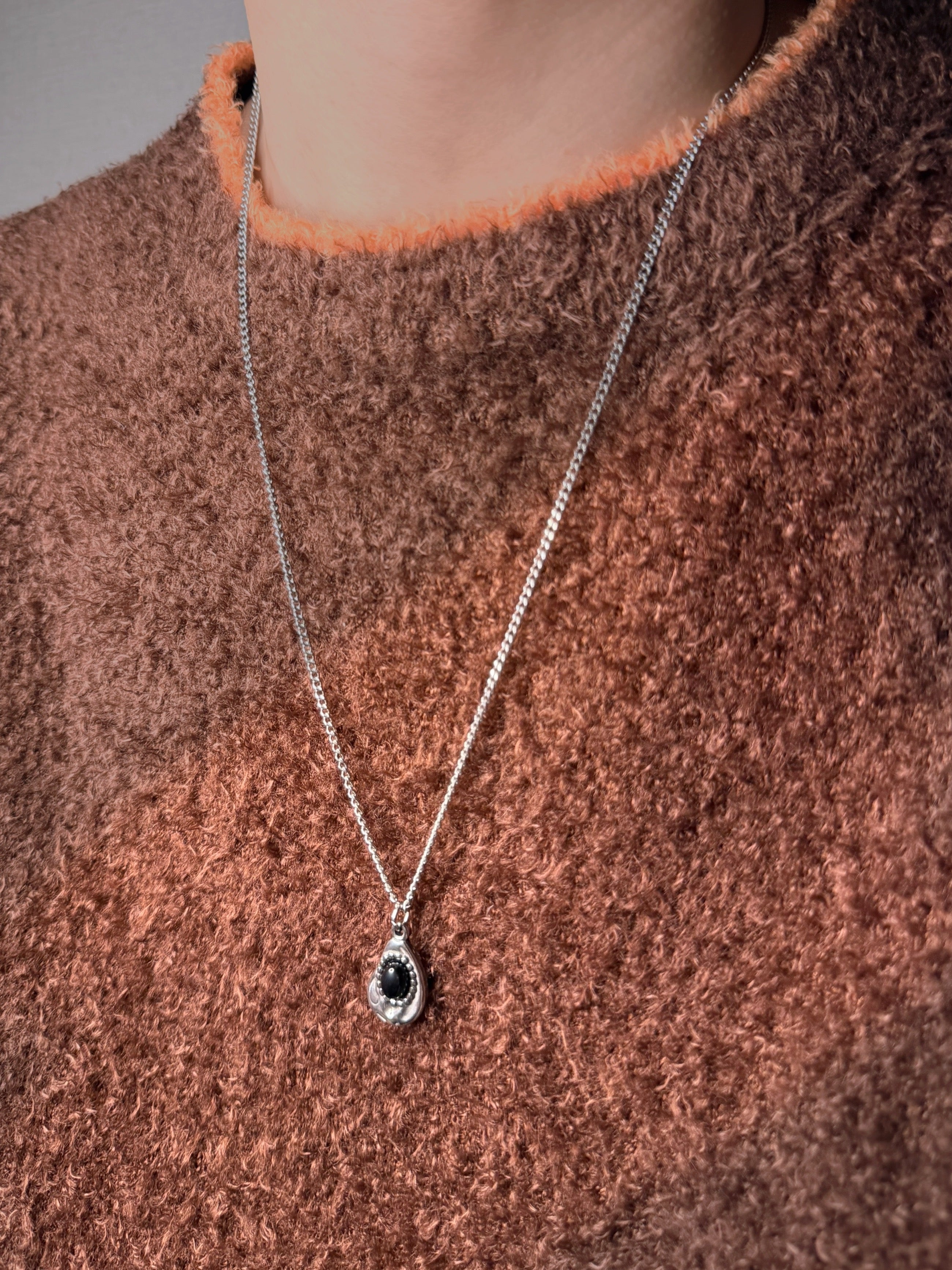 ブラックドロップ 316Lサージカルネックレス– THEO accessory collection –