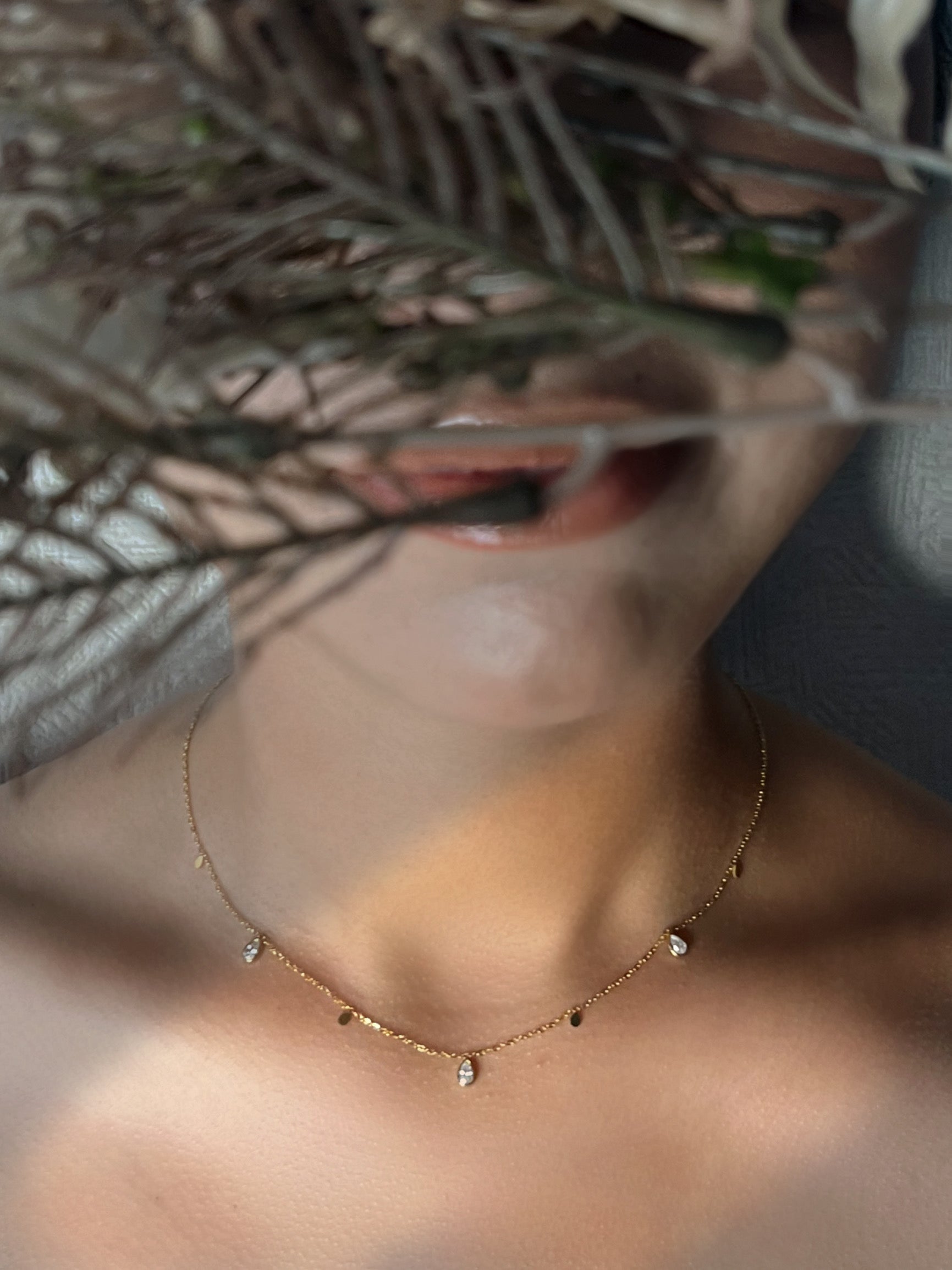 ティアドロップキュービックジルコニアネックレス