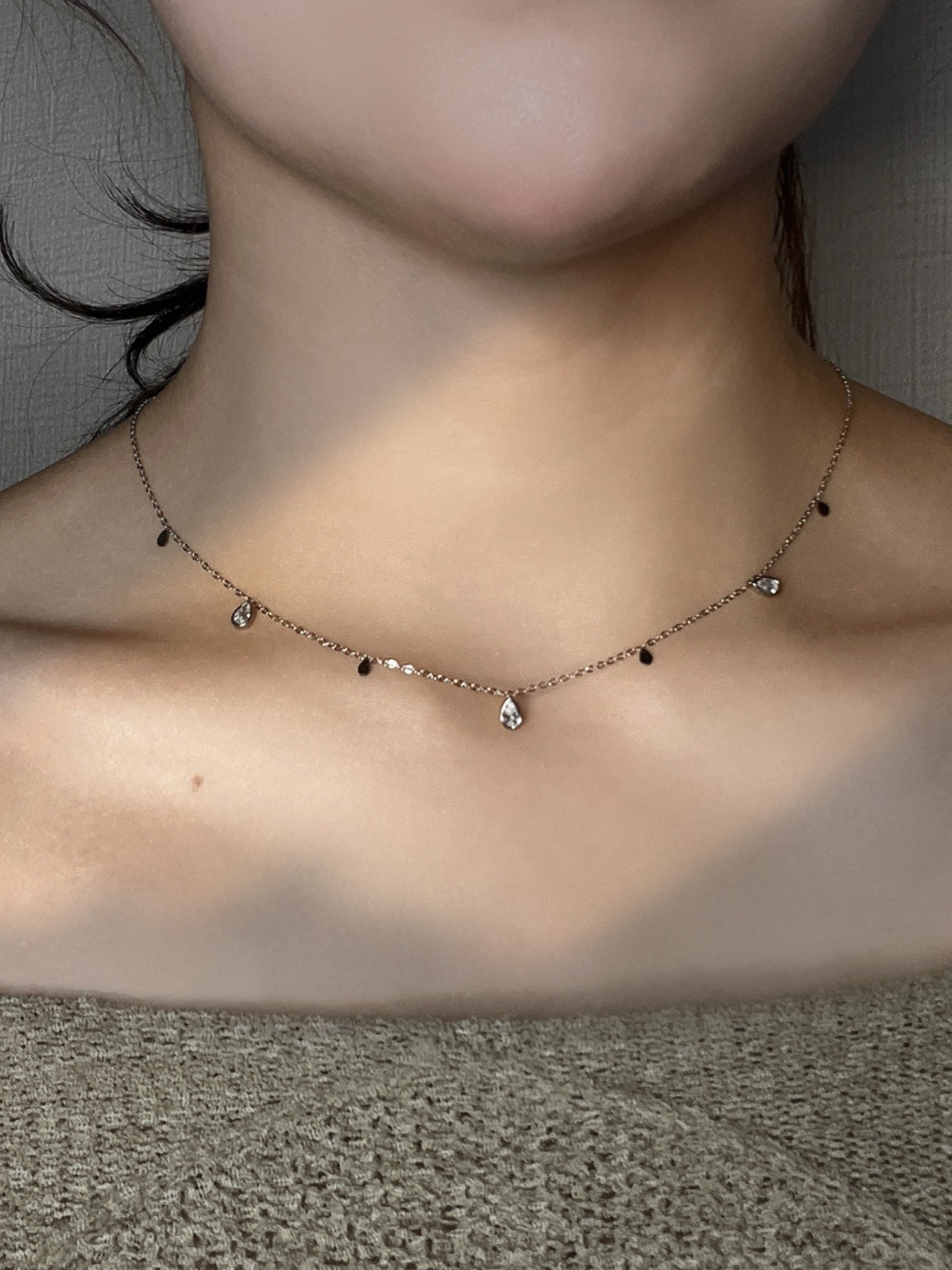 ティアドロップキュービックジルコニアネックレス