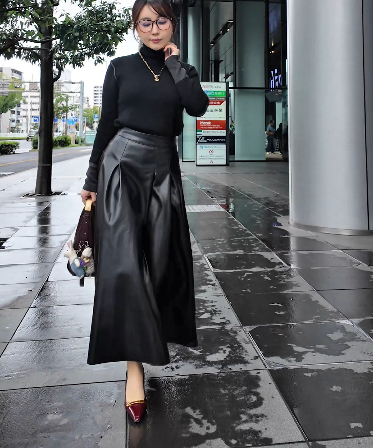 ウールポイント配色タートルネックニット【公式限定】