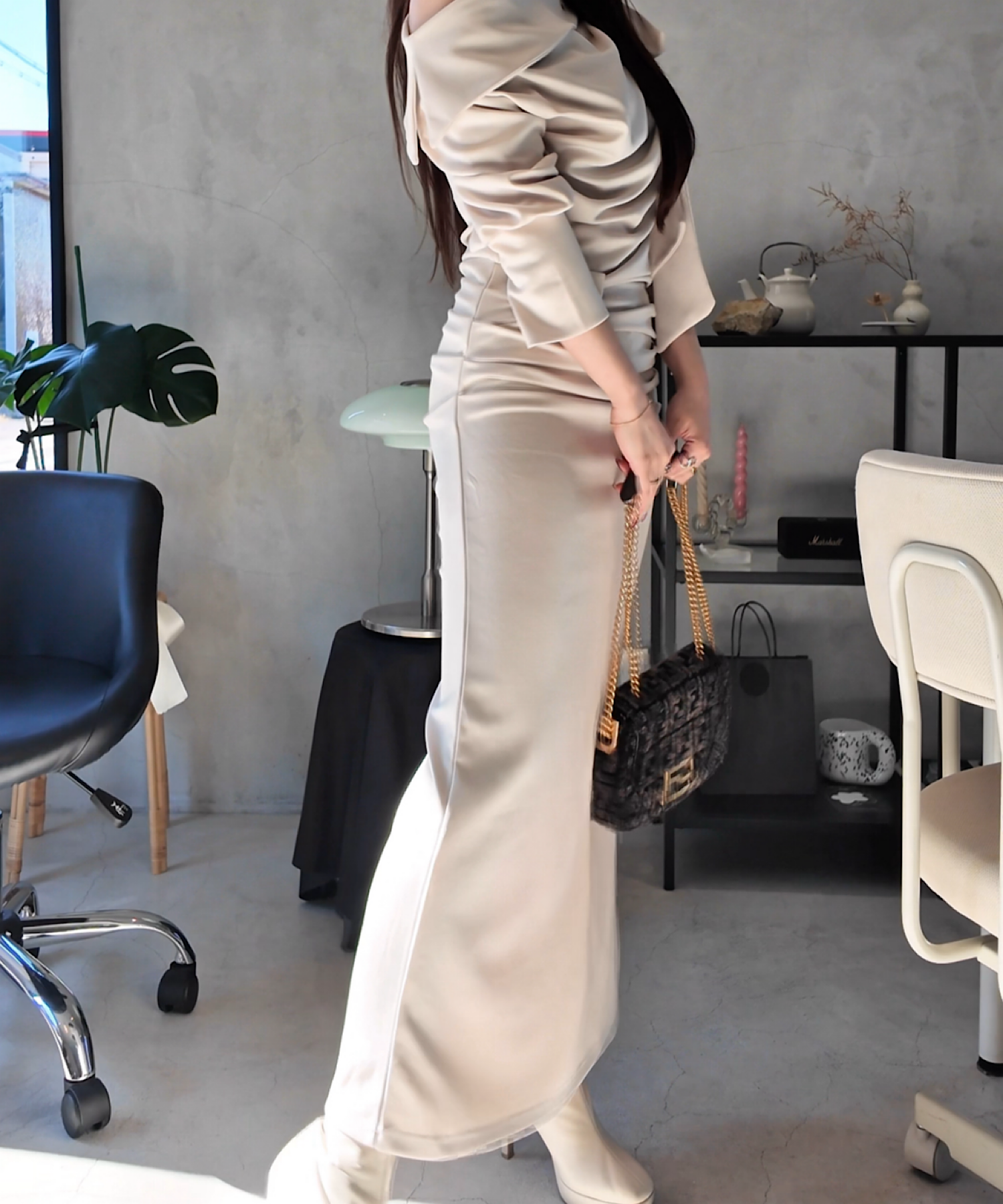 スカーフドレープワンピース/ Scarf Drape Dress – Graceful Off-Shoulder Silhouette