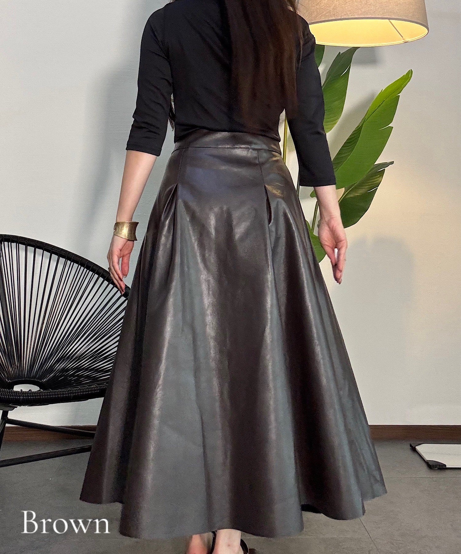 【一部通常販売】ヘップバーン エコレザーロングフレアスカート