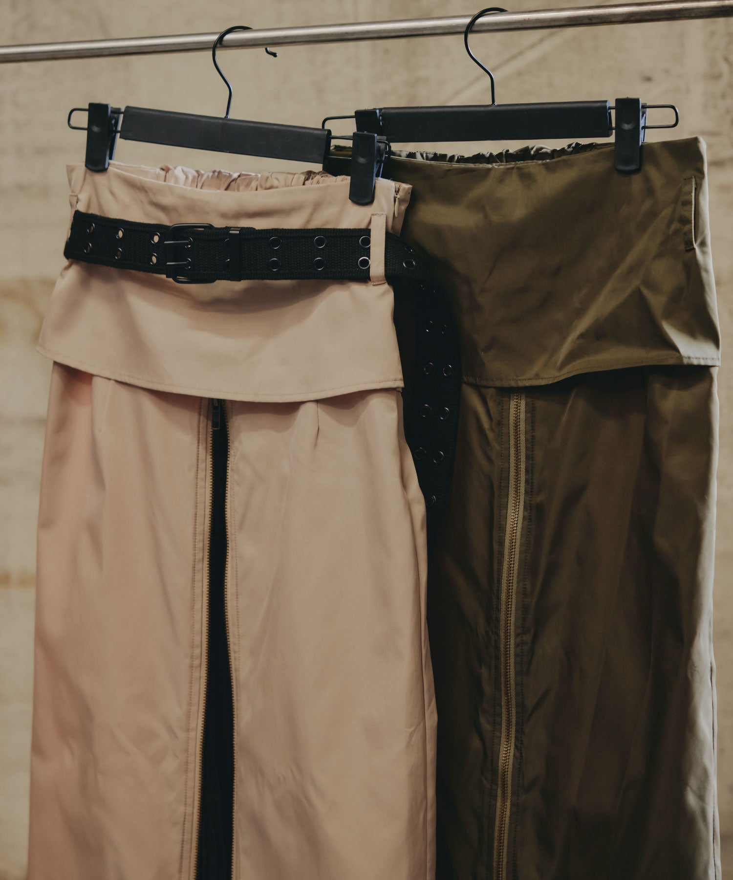Pleat Shift Skirt/プリーツシフトスカート