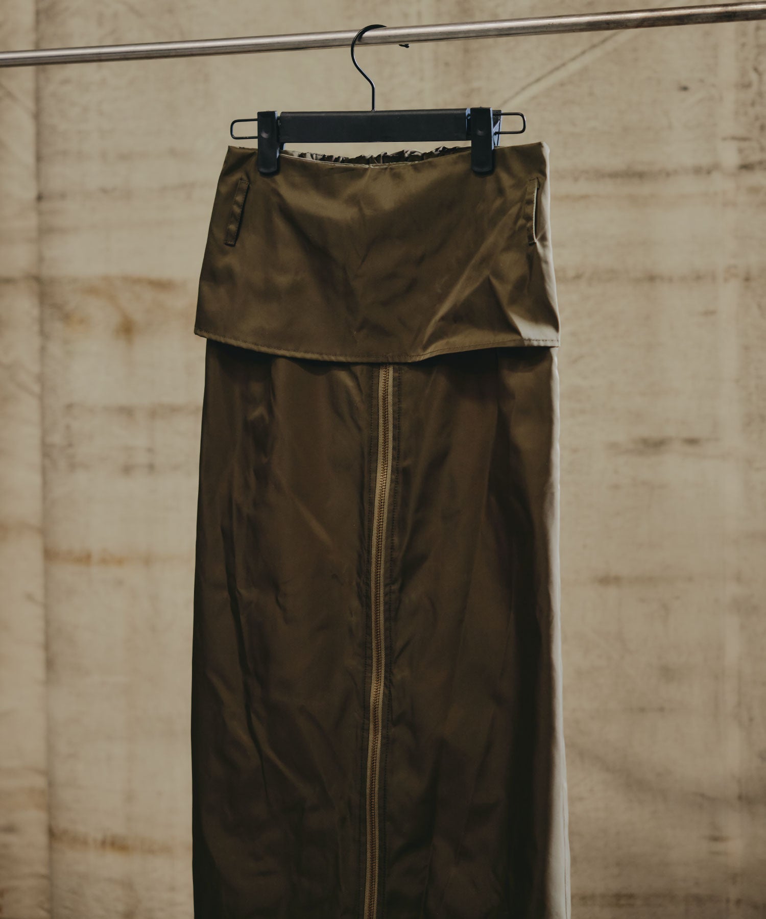 Pleat Shift Skirt/プリーツシフトスカート