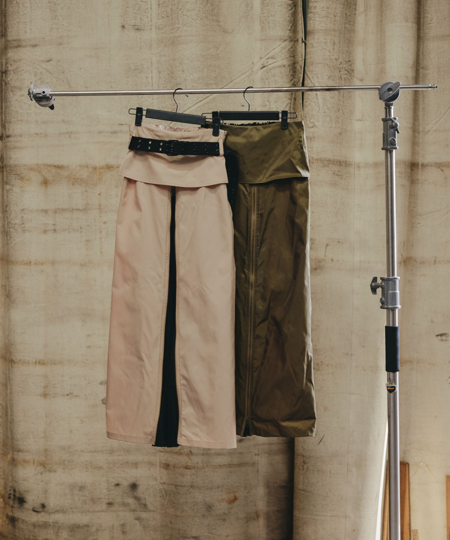 Pleat Shift Skirt/プリーツシフトスカート