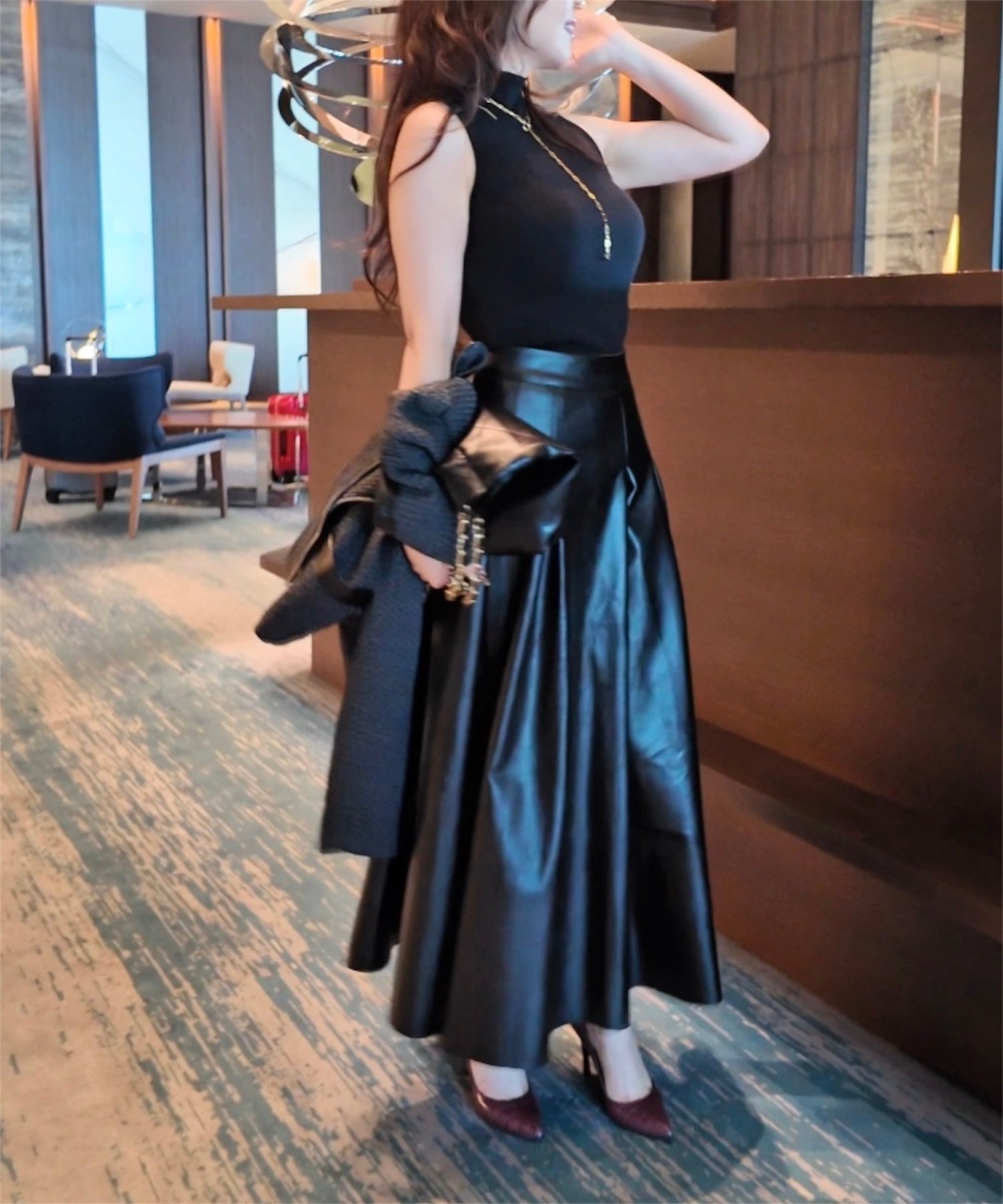 【一部通常販売】ヘップバーン エコレザーロングフレアスカート