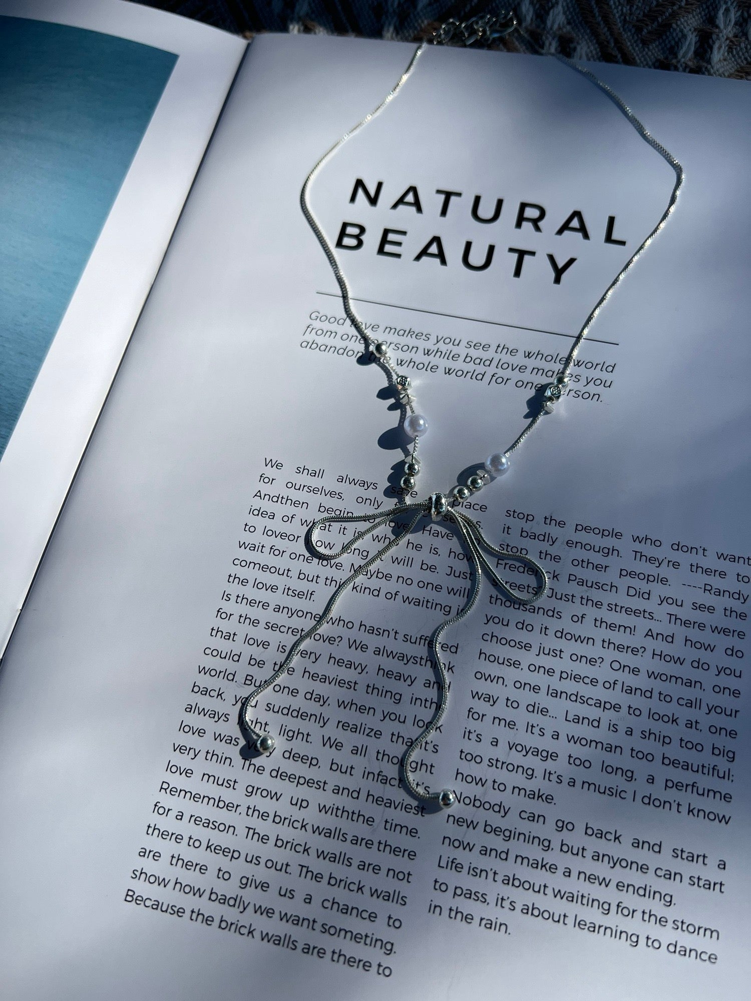 パールリボン結びチョーカー