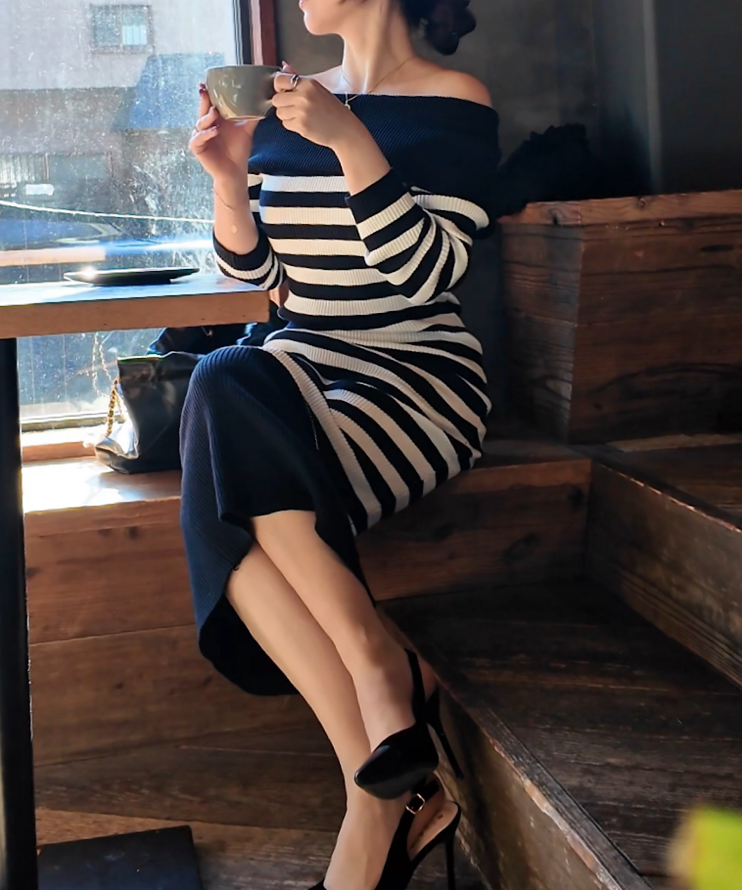 ボーダーオフショルダー ニットワンピース