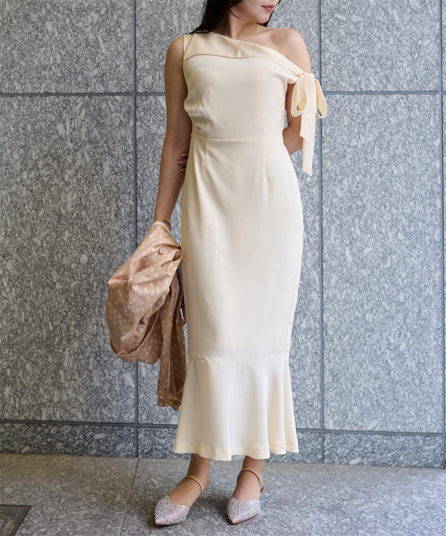 アシンメトリーデザインドレス