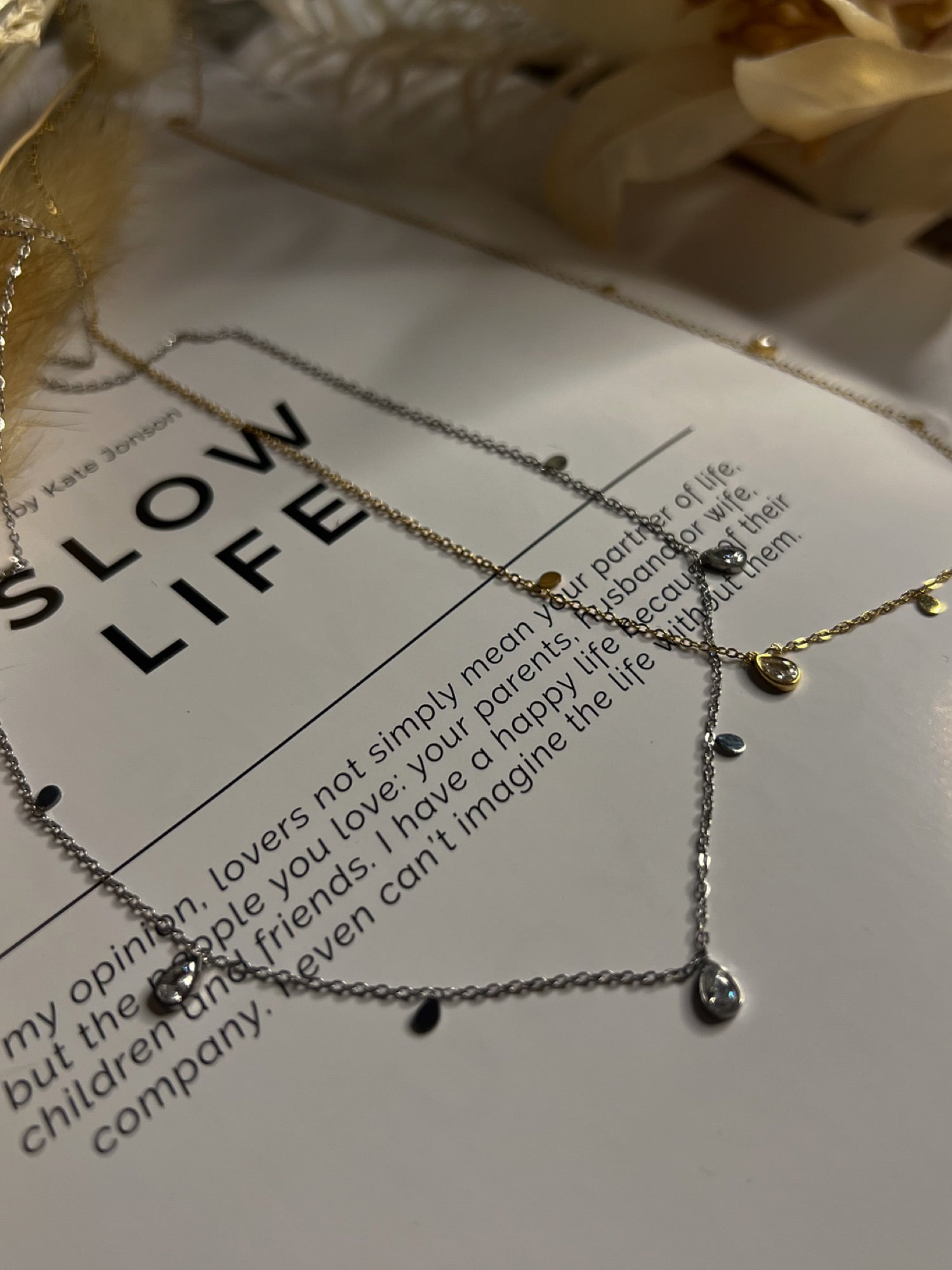 ティアドロップキュービックジルコニアネックレス