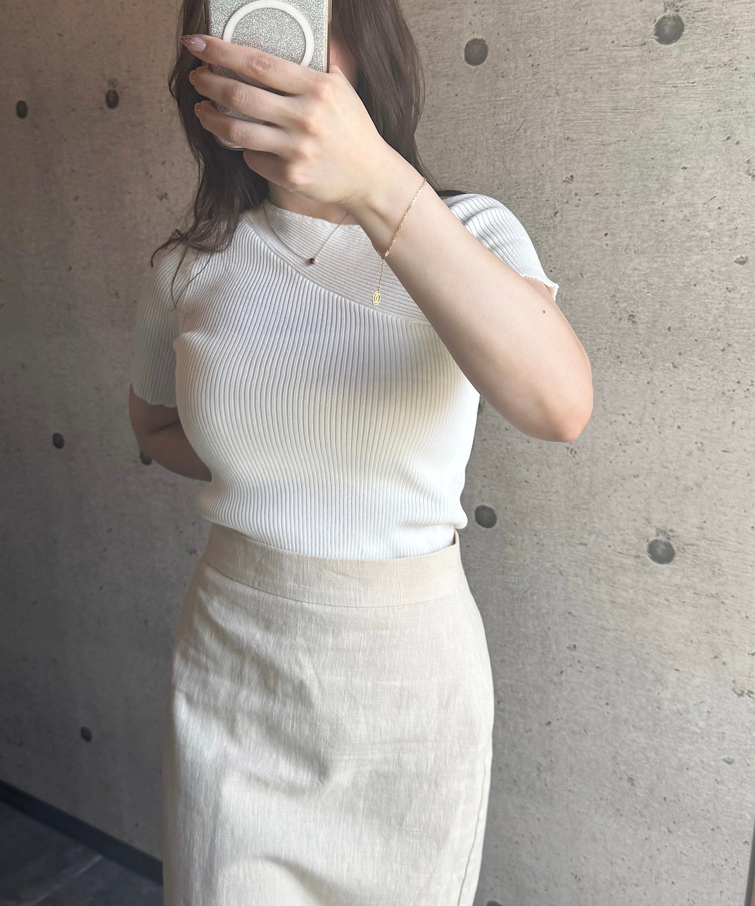 ワンサイドリブTee(さりげないデザインが差をつける一枚)