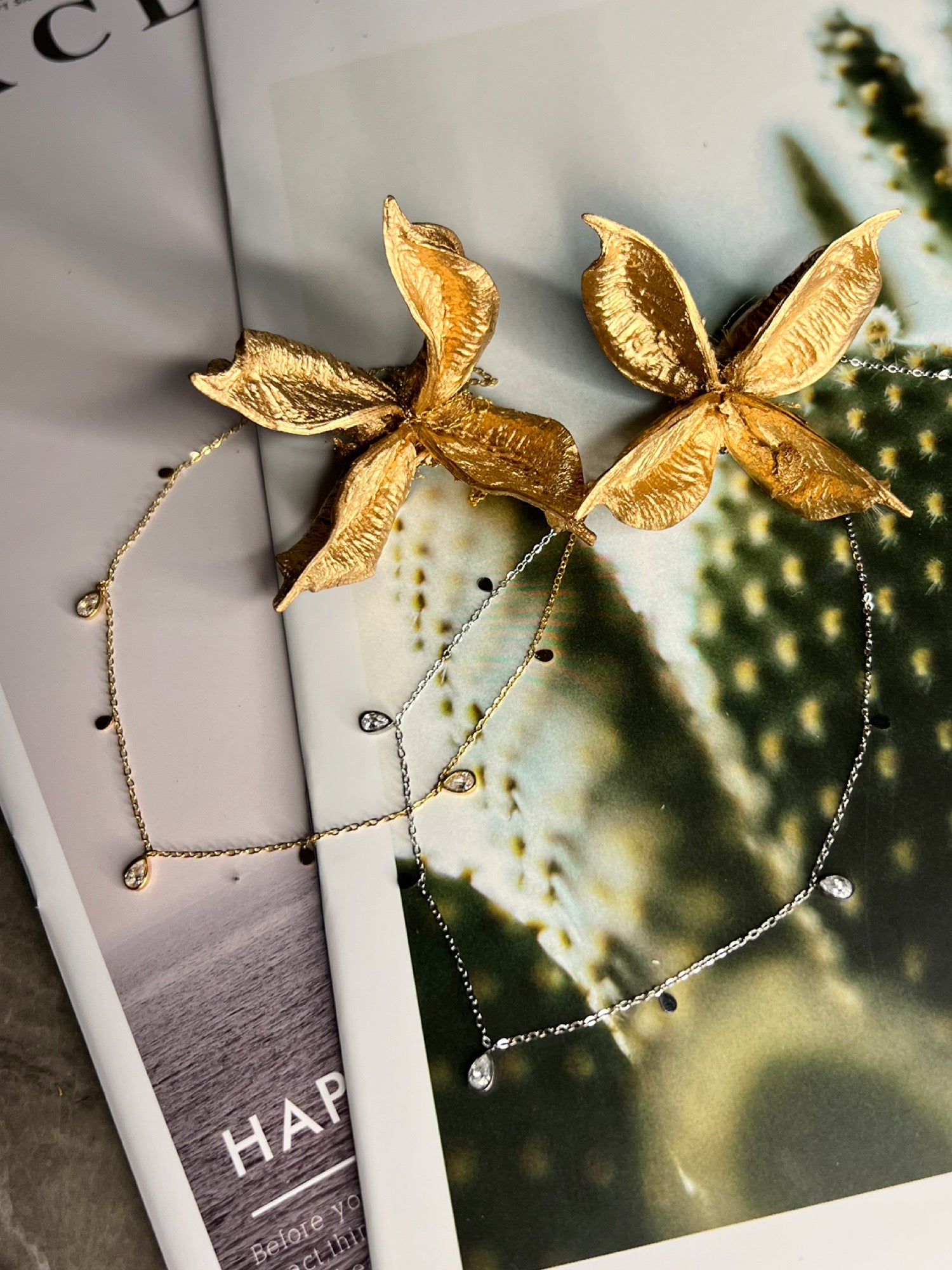 ティアドロップキュービックジルコニアネックレス