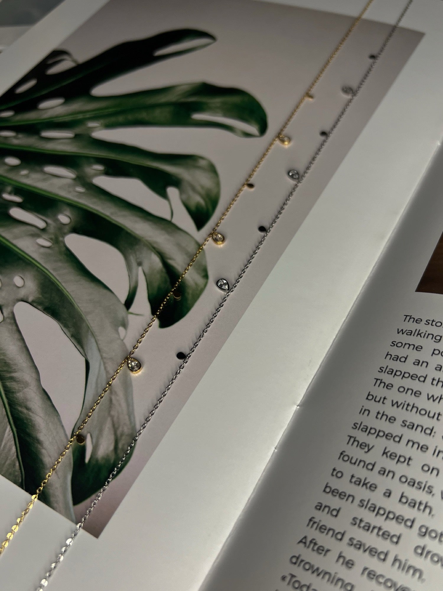 ティアドロップキュービックジルコニアネックレス