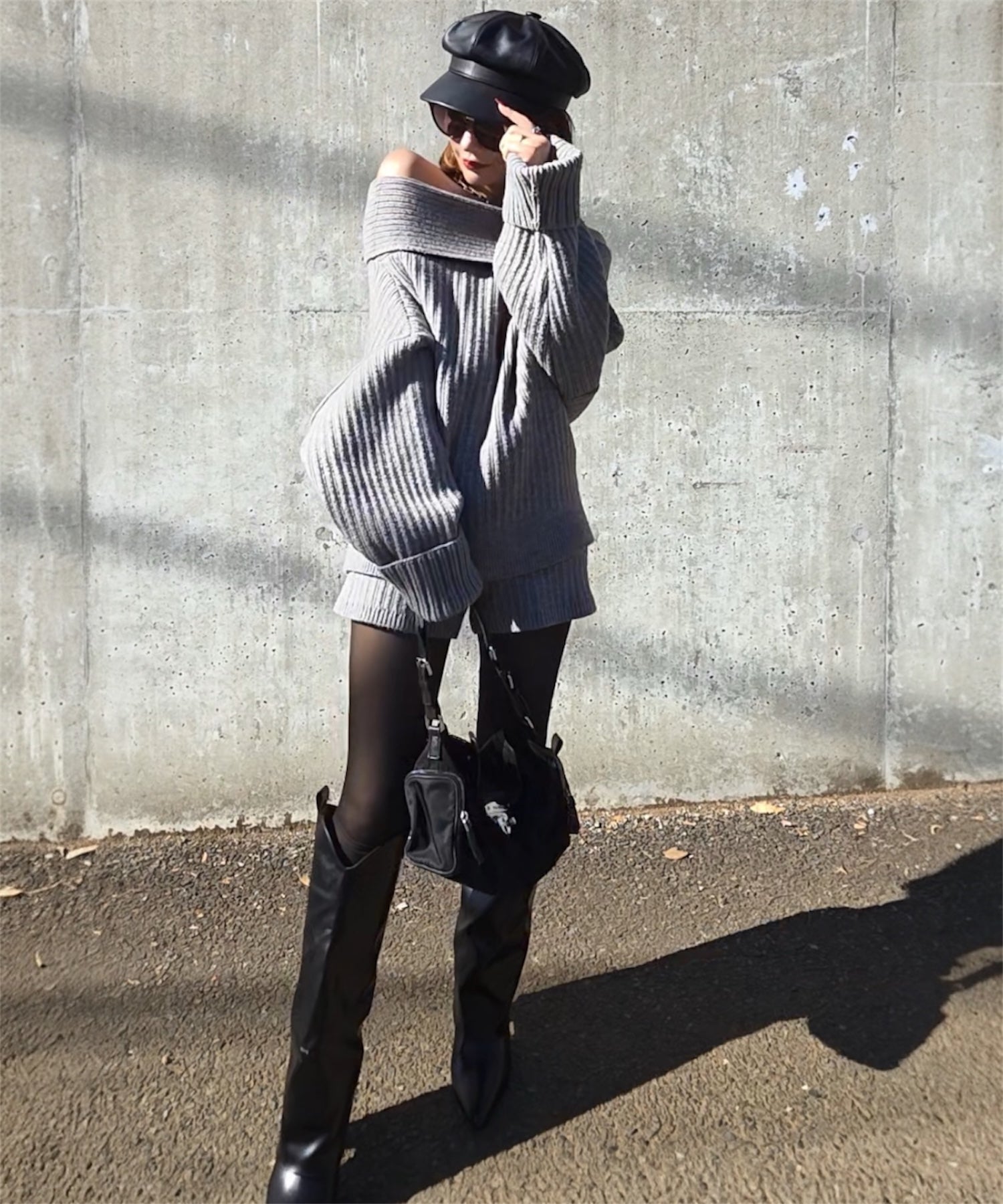 オフショルオーバートップス&パンツセット