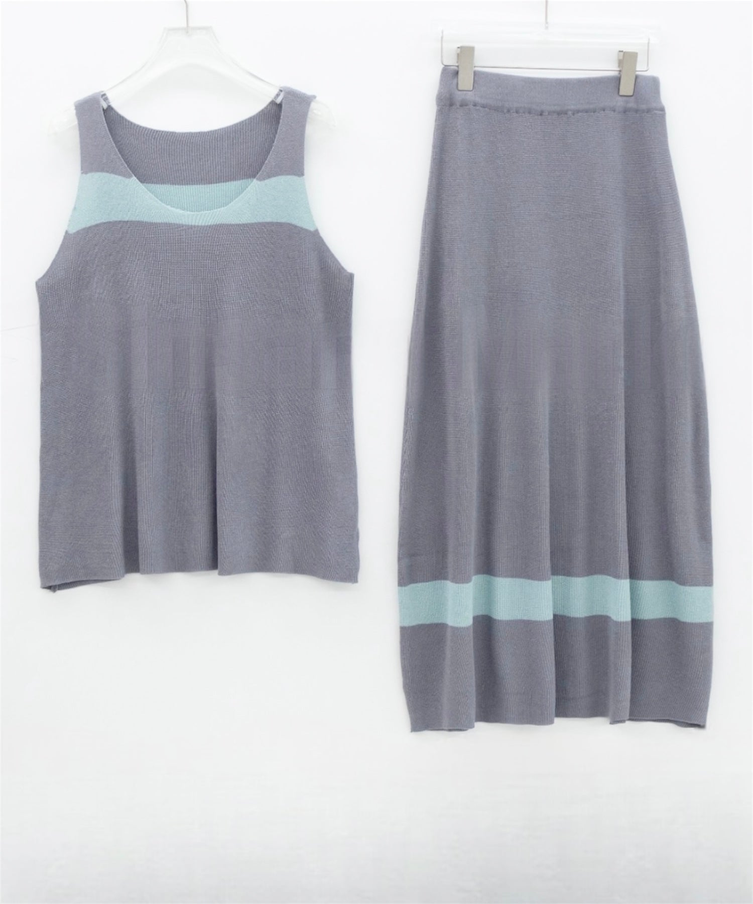 ウェーブラインニットセットアップ