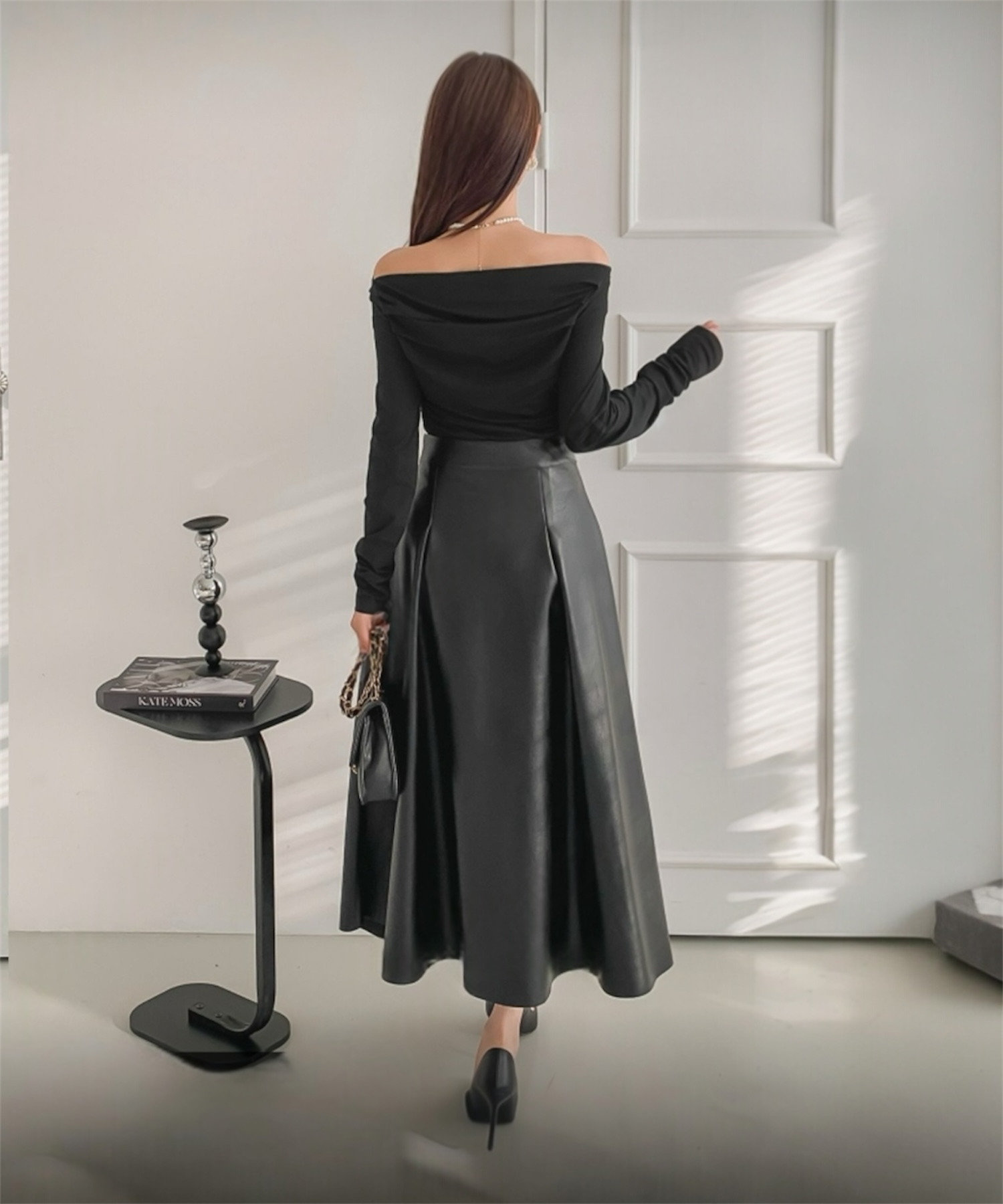 【一部通常販売】ヘップバーン エコレザーロングフレアスカート