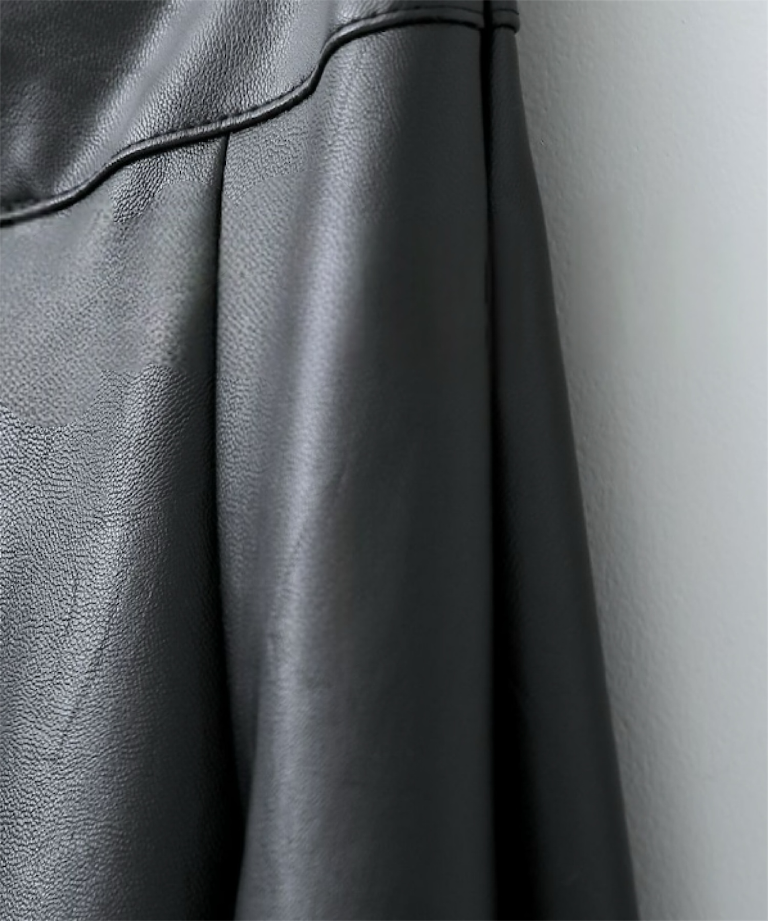 【一部通常販売】ヘップバーン エコレザーロングフレアスカート