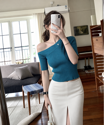 BLUE / F