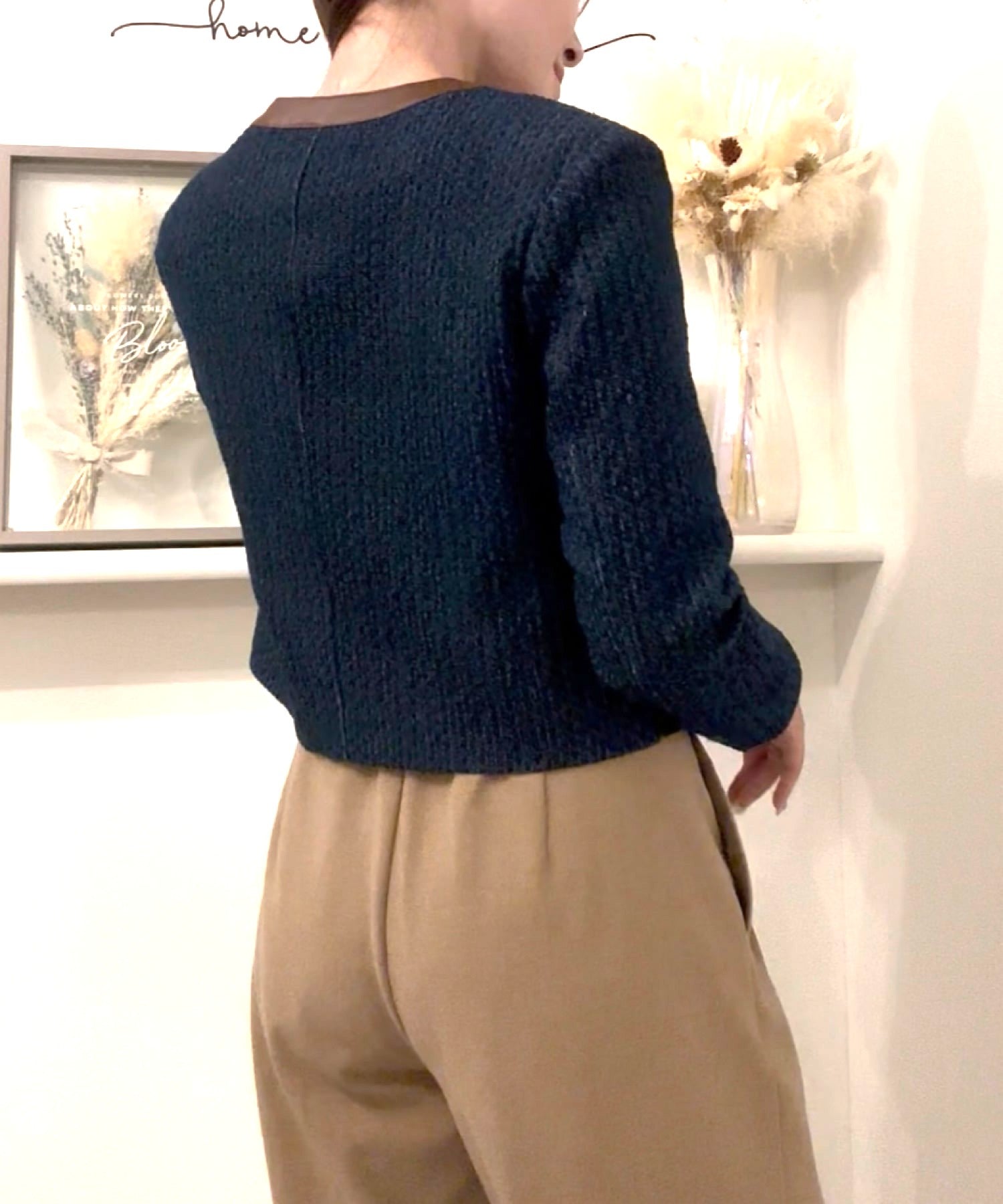 クロップドノーカラージャケット