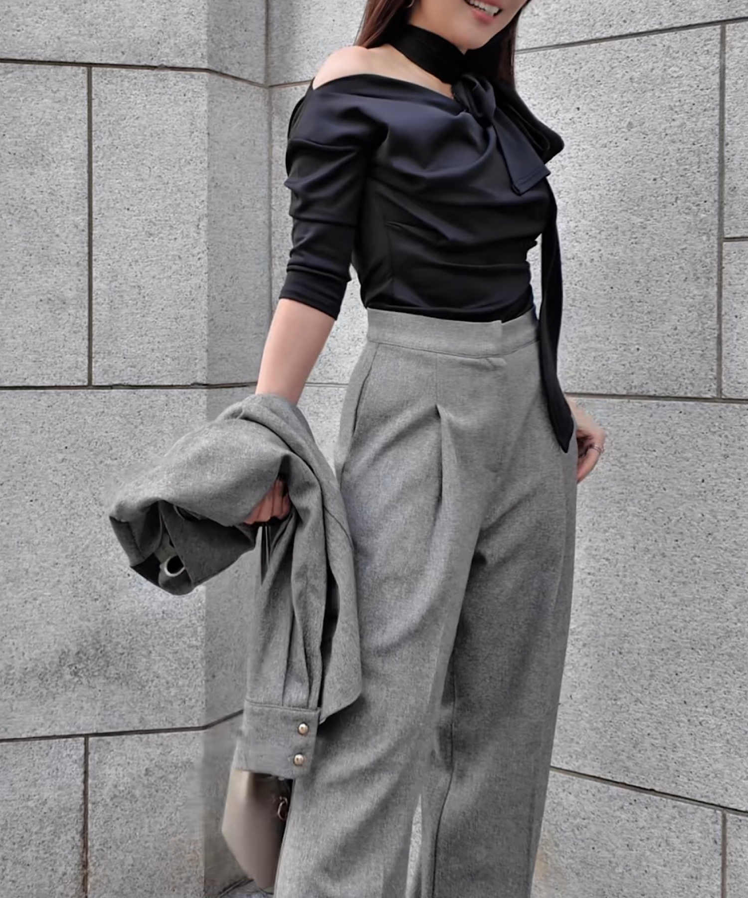 スカーフアクセント ドレープブラウス