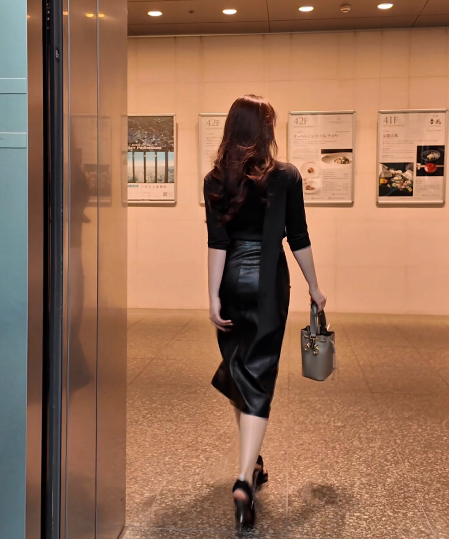 エコレザー サイドスリット Iラインスカート＜3サイズ展開＞