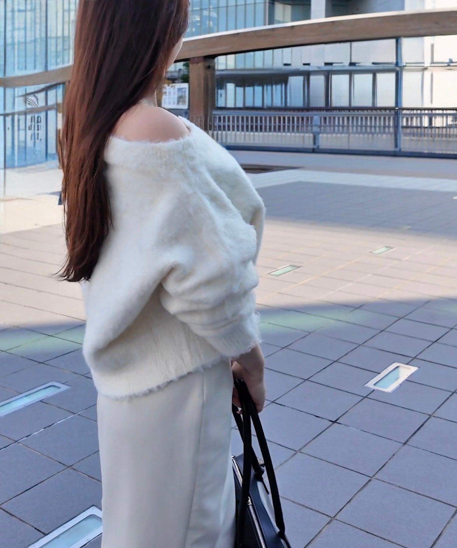 ランダムボタンショートカーディガン